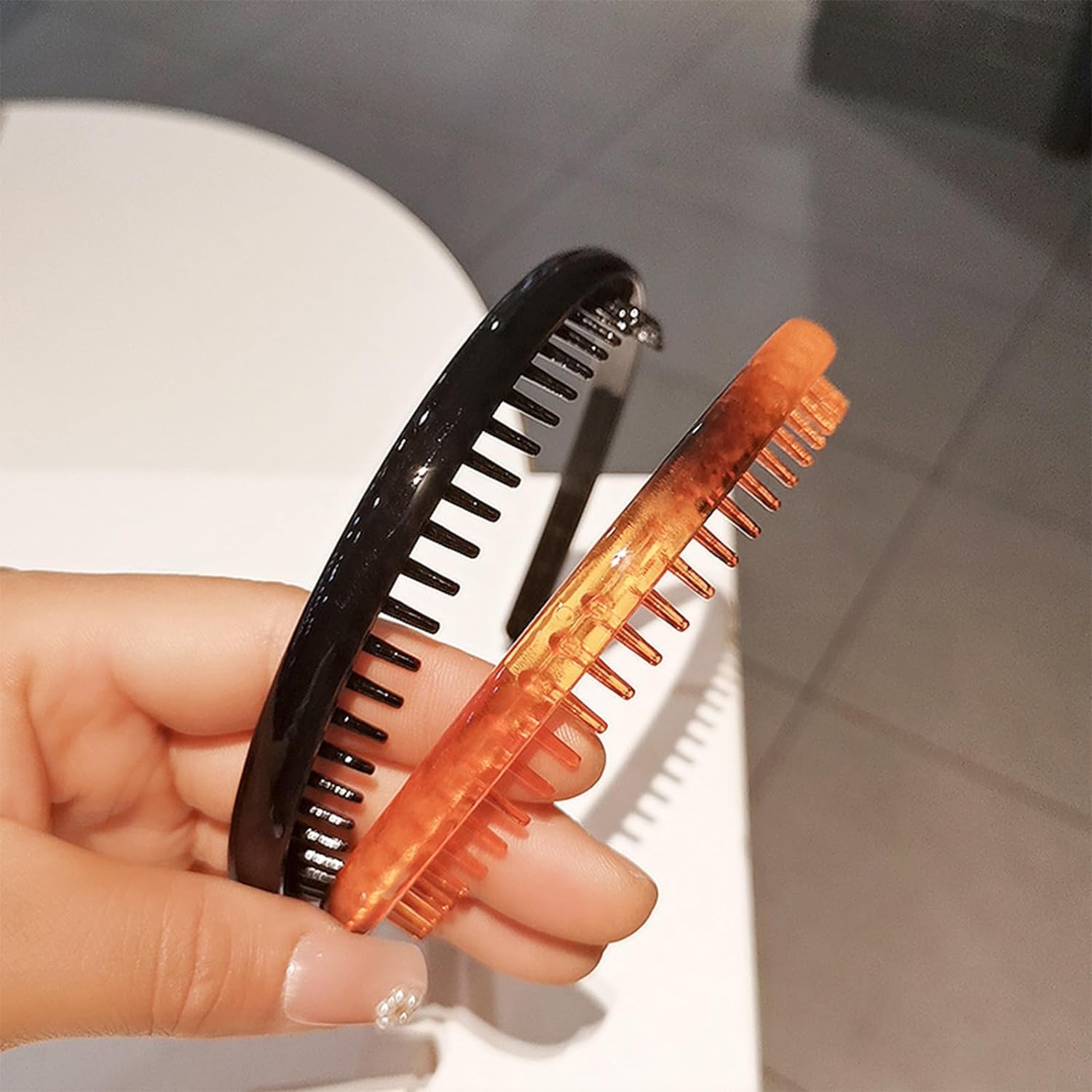 3-Piece Wavy Hair Comb Set - Plastic Elastic Hair Bands with Teeth for Shine - Black & Brown Headbands for Women & Girls | Perfect for Styling, Updos, and Everyday Hair Accessories