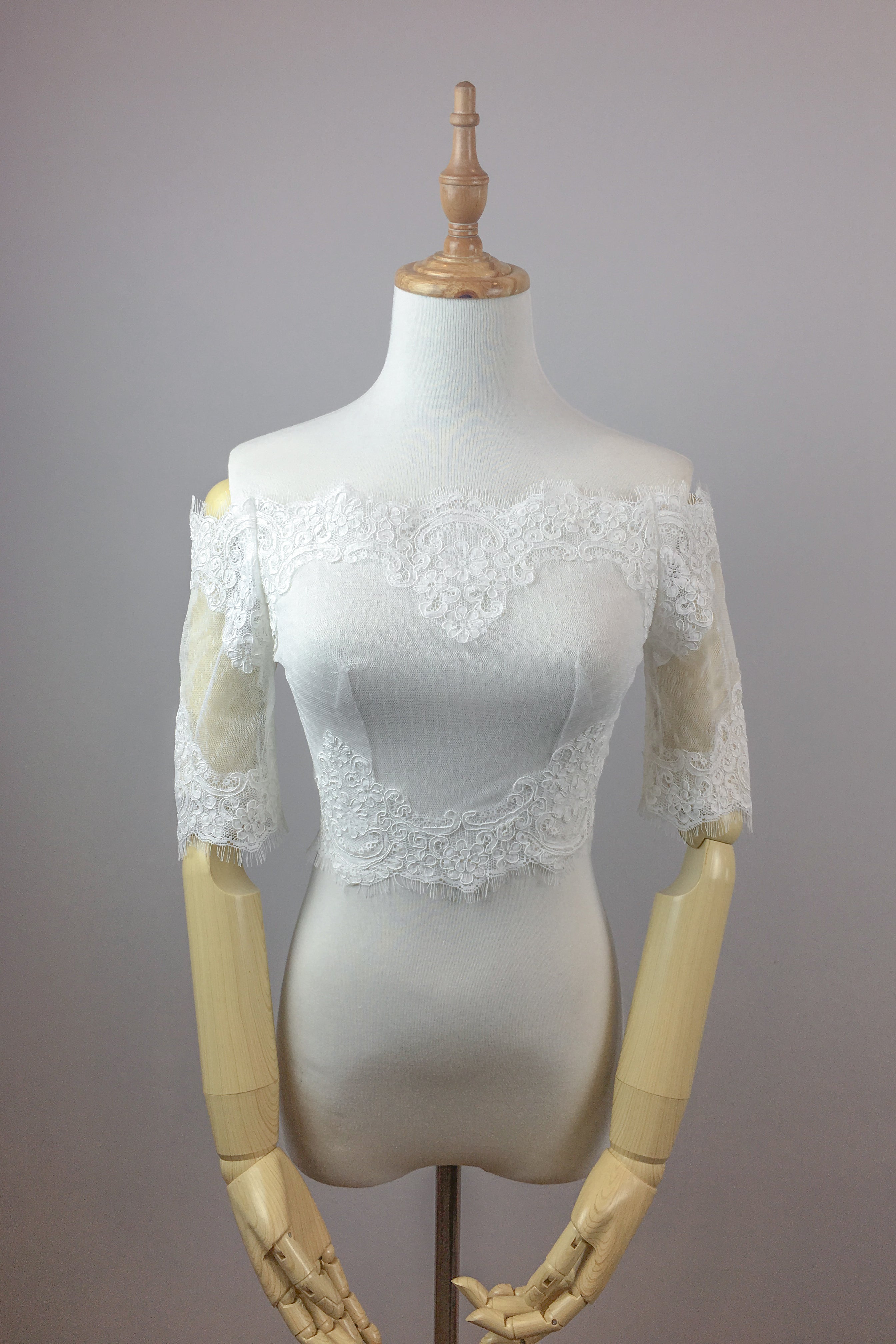 Elegant Lace Bolero Cover Up for Brides - Summer Wedding Shawl & Lace Top for Bridal Party, Beach Ceremony & Outdoor Events
