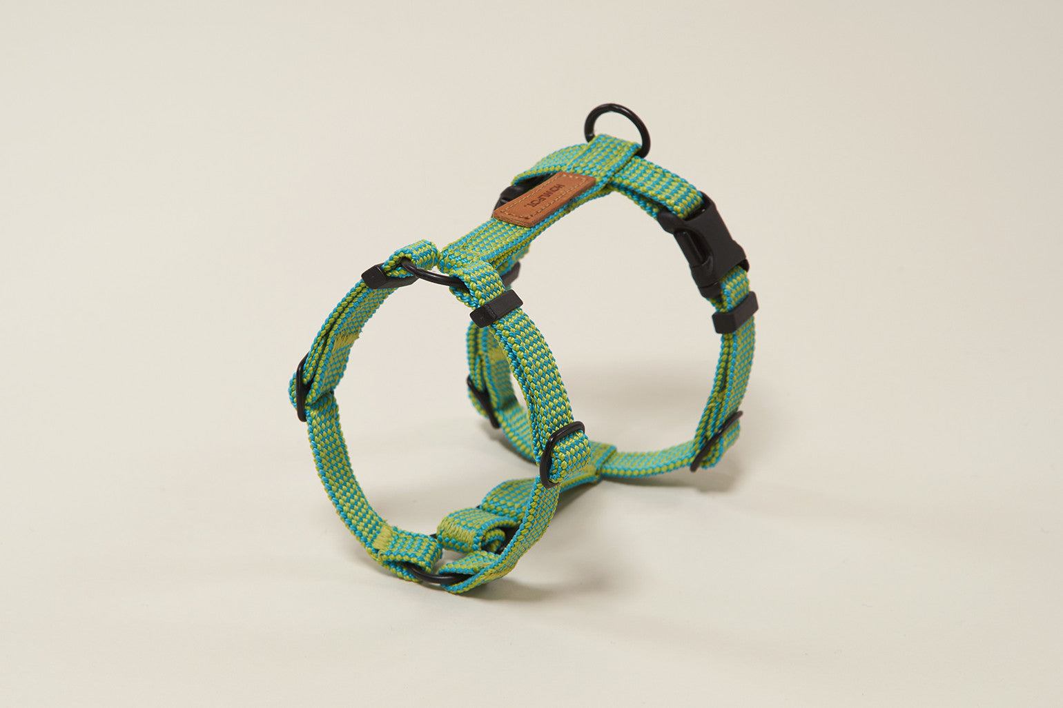 Premium No-Pull Dog Harness with Adjustable Straps - Comfortable & Secure for Small to Medium Dogs - Perfect for Walks, Hiking & Outdoor Adventures - Palm Tree Design