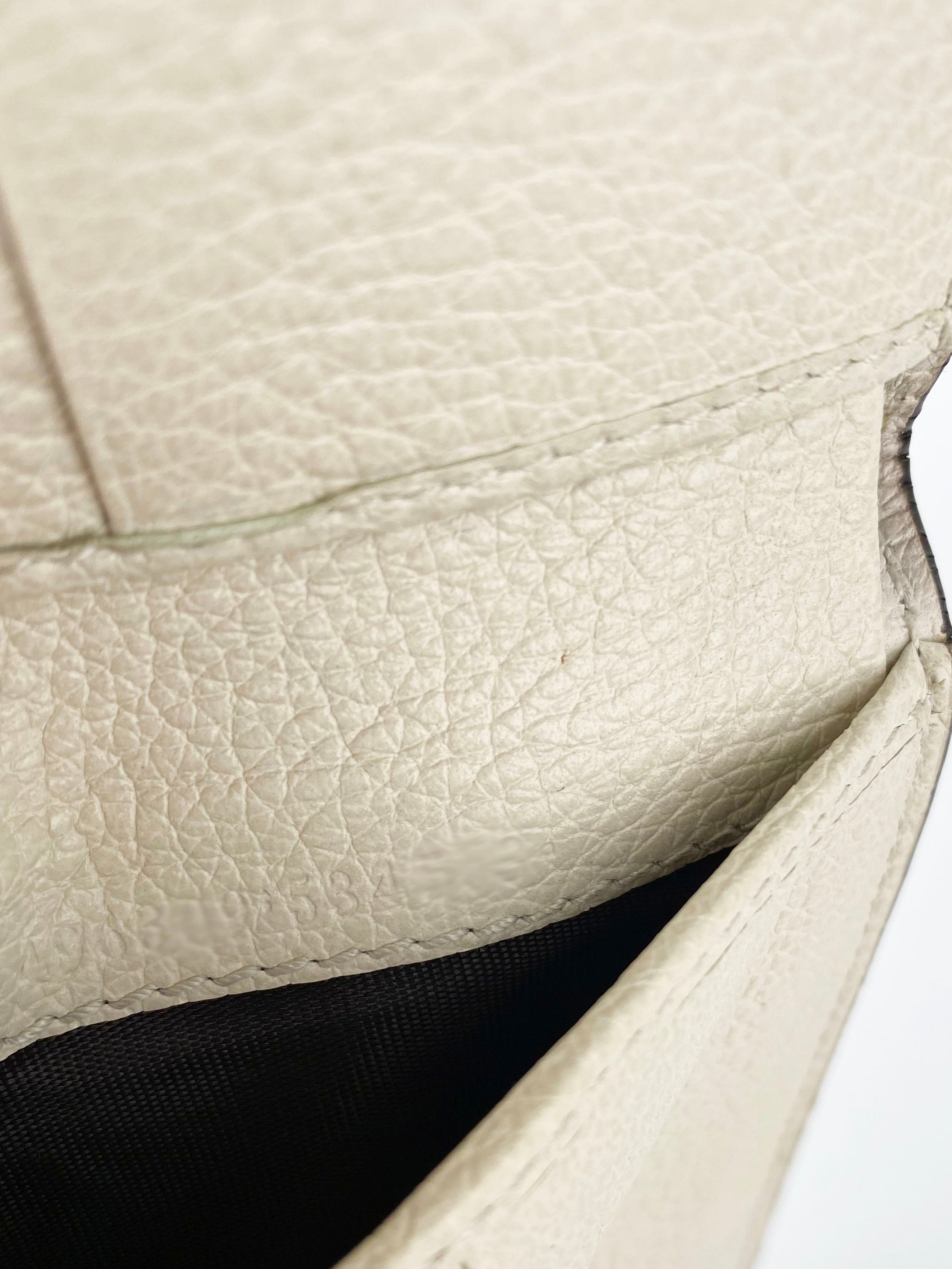 Gucci White Logo Bifold Wallet for Men - Genuine Leather Luxury Wallet with Card Slots & ID Window - Perfect for Everyday Use, Business & Travel