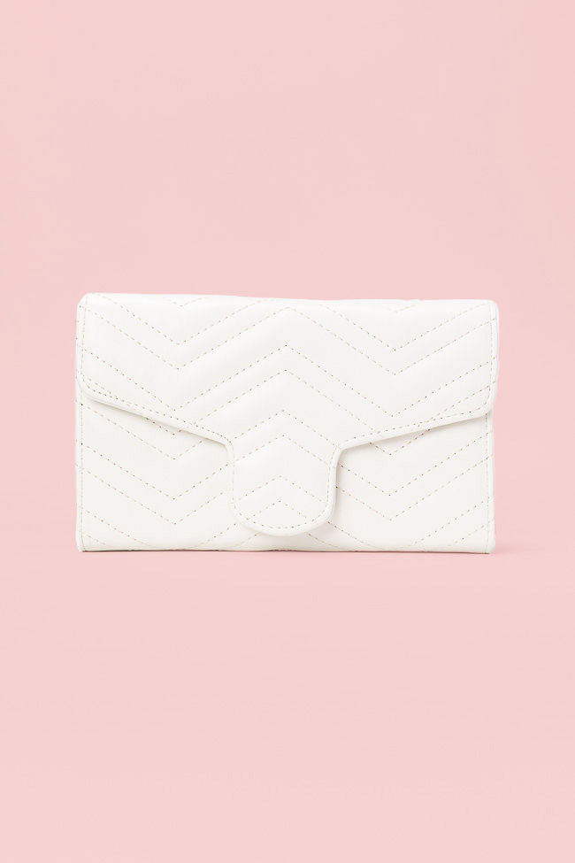 Stylish White Chevron Crossbody Purse for Women - Fashionable Shoulder Bag with Adjustable Strap - Perfect for Daily Use, Shopping & Travel