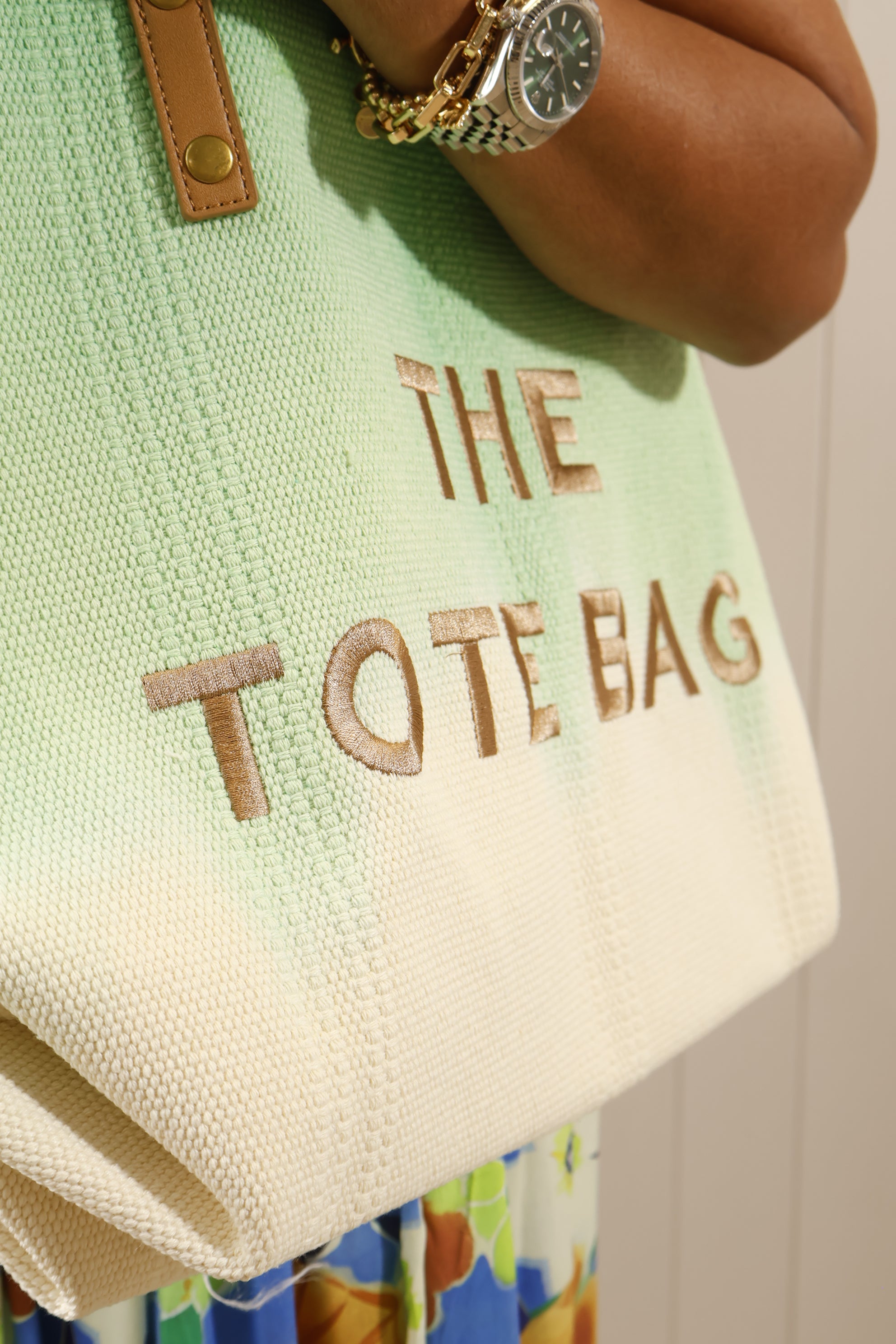 Stylish Rufus Tote Bag in Light Green - Perfect for Work, Travel & Everyday Use | Durable & Fashionable Shoulder Bag for Women