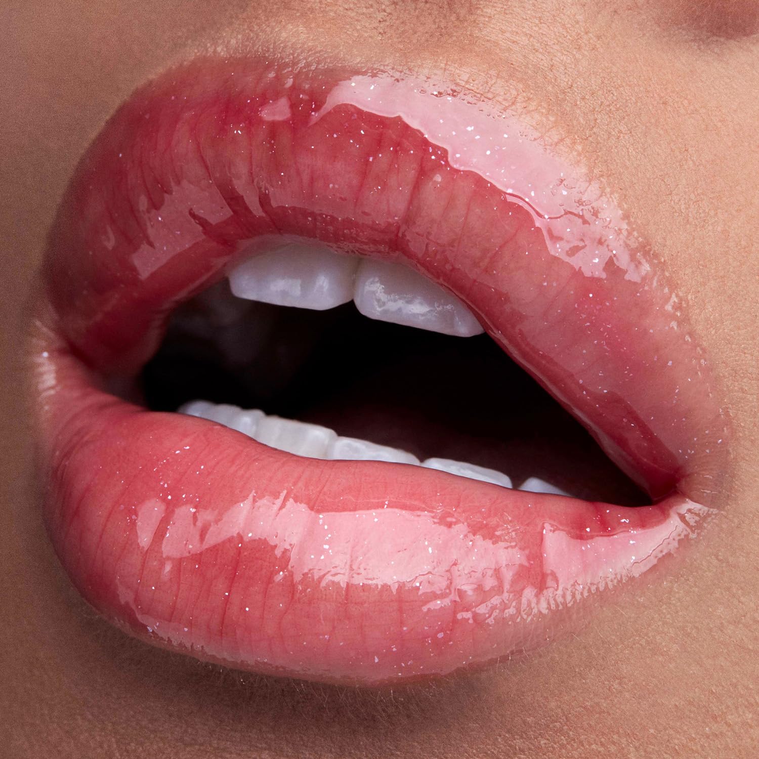 Stila Plumping Lip Glaze - Amor - Vitamin E & Antioxidants Enriched - Shiny Non-Sticky Lip Gloss - 0.63oz - Perfect for Date Night & Everyday Glam