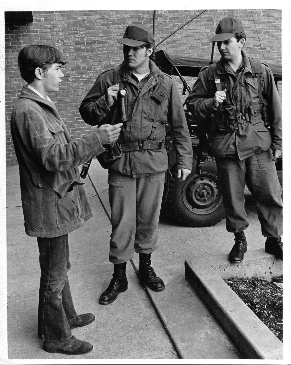 Original WWII Military Photo 8x10 Inch - J5835 | Vintage War Memorabilia, Collectible Historical Artifact for Display & Home Decor
