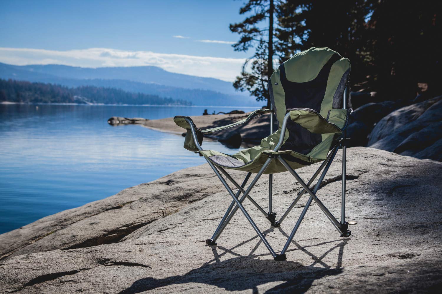 PICNIC TIME NCAA Arkansas Razorbacks Reclining Camping Chair - Portable Folding Beach Chair for Adults with Carry Bag - Perfect for Tailgating, Camping, and Outdoor Events