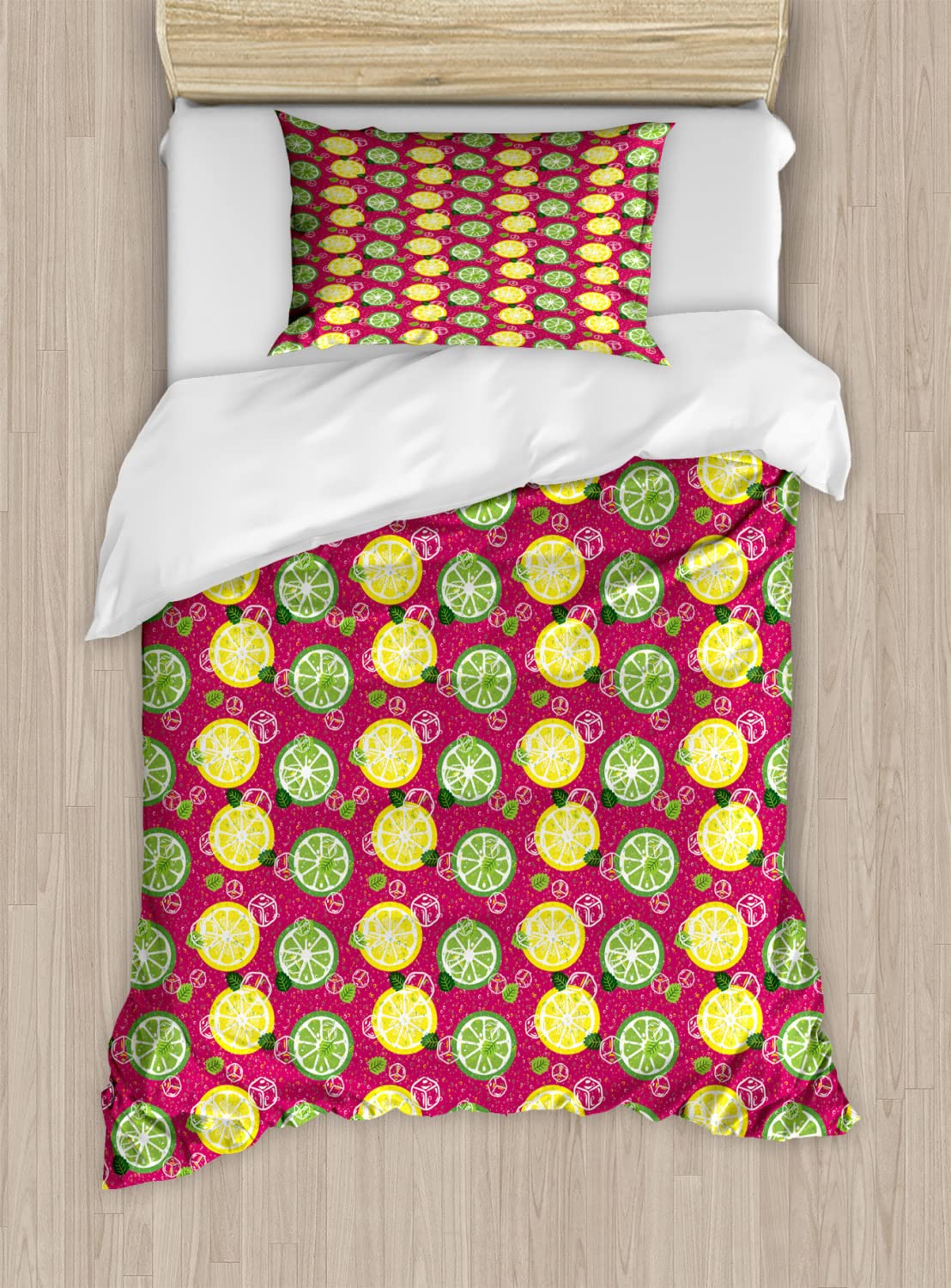Ambesonne Lemons Duvet Cover Set - King Size 2-Pack with 4 Pillowcases | Vibrant Sliced Citrus & Lime Leaves Design in Magenta Green | Soft Bedding for Summer Refreshment | Perfect for Guest Rooms, Beach Houses & Tropical Themed Bedrooms