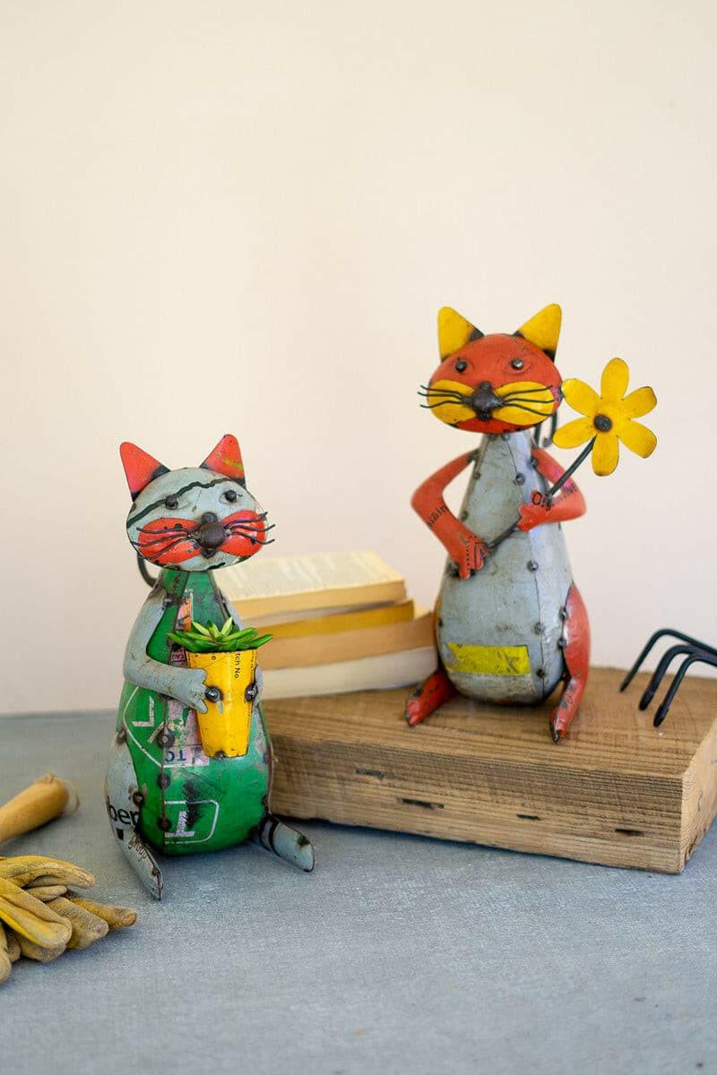 Set of 2 Decorative Iron Cat Planters with Flower Pots - Perfect for Indoor/Outdoor Home & Garden Decor (NTM1308)