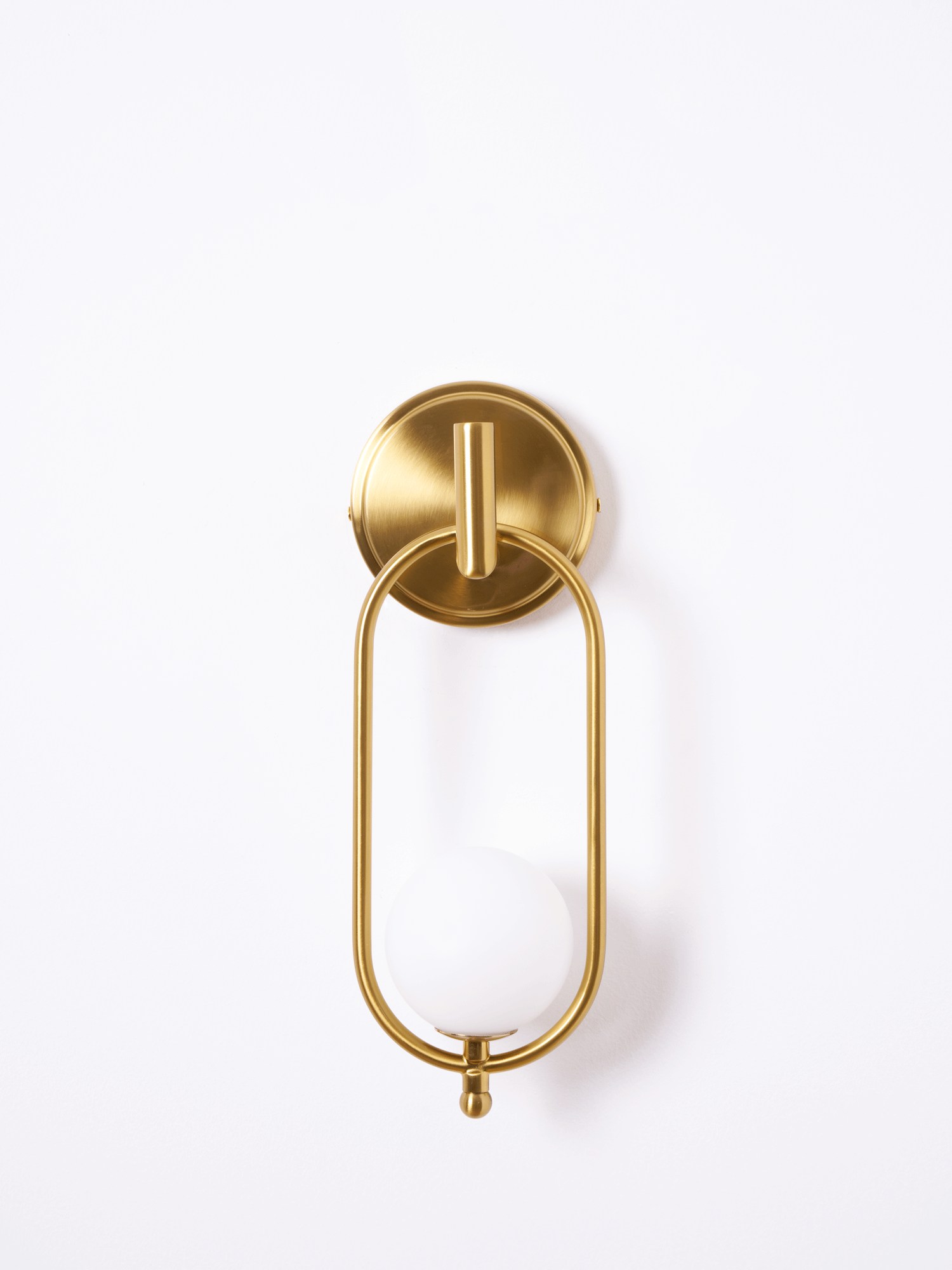Elegant Aurea Brass Wall Light - Vintage Sconce for Bedroom, Living Room & Hallway - Dimmable LED Fixture for Warm Ambient Lighting
