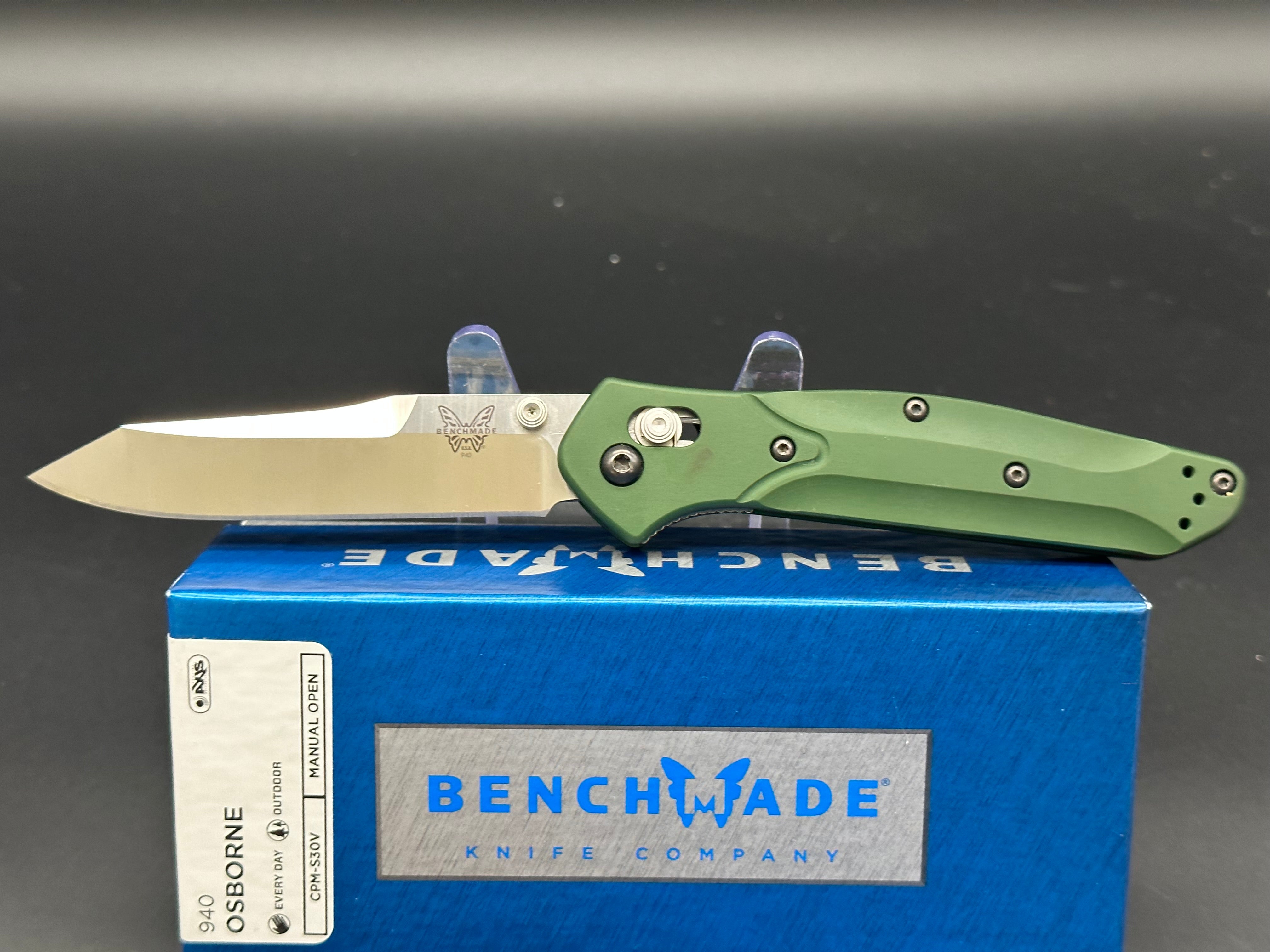 Benchmade Osborne 940 Folding Knife - Green Aluminum Handle, S30V Steel Blade - Perfect for EDC, Outdoor & Camping Use