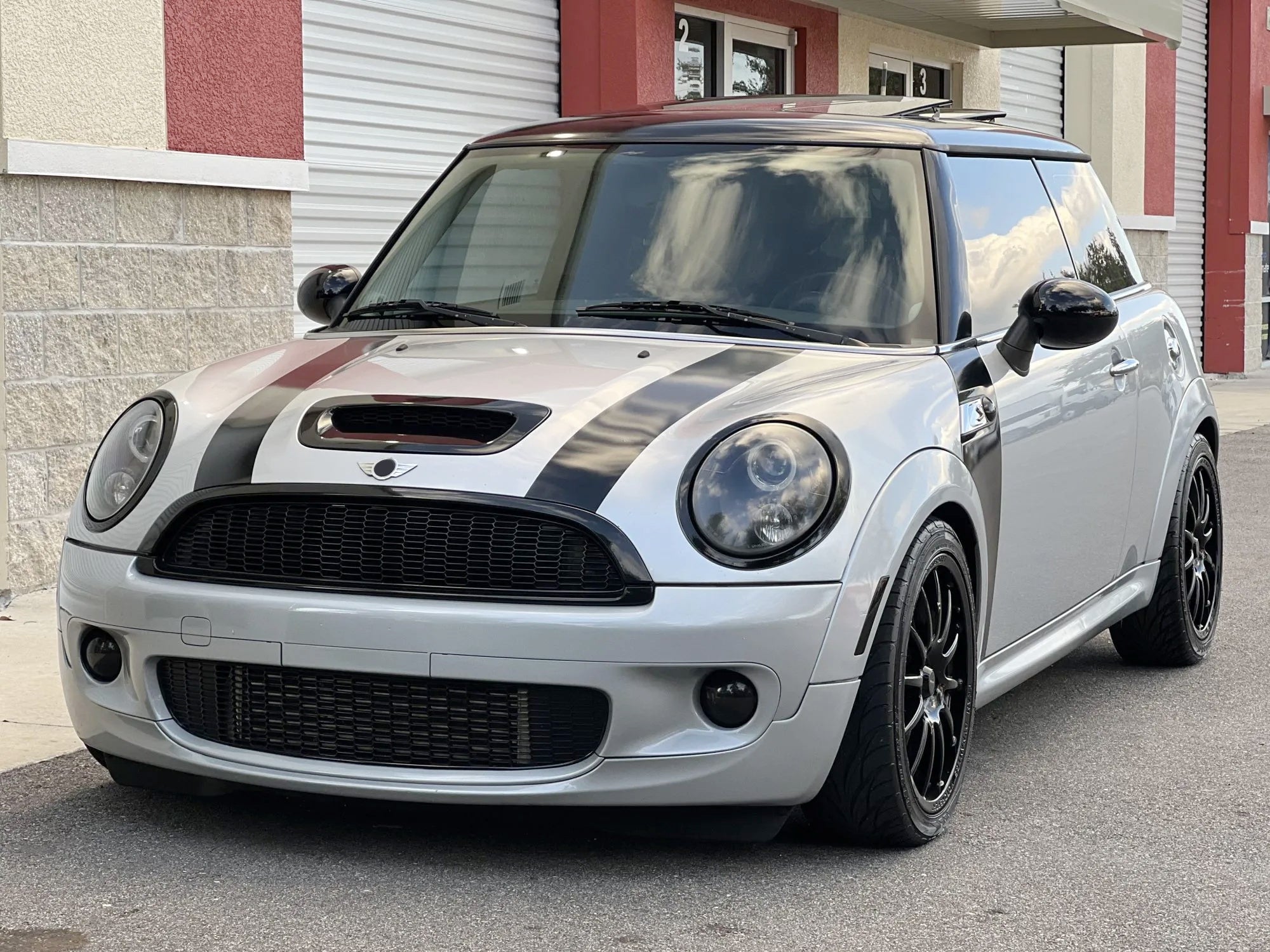 4pc Set Smoked Lens Wheel Arch Side Marker Lamps for 2007-2013 Gen2 MINI Cooper | Enhanced Visibility & Style Upgrade | Perfect for Night Driving & Custom Car Modifications
