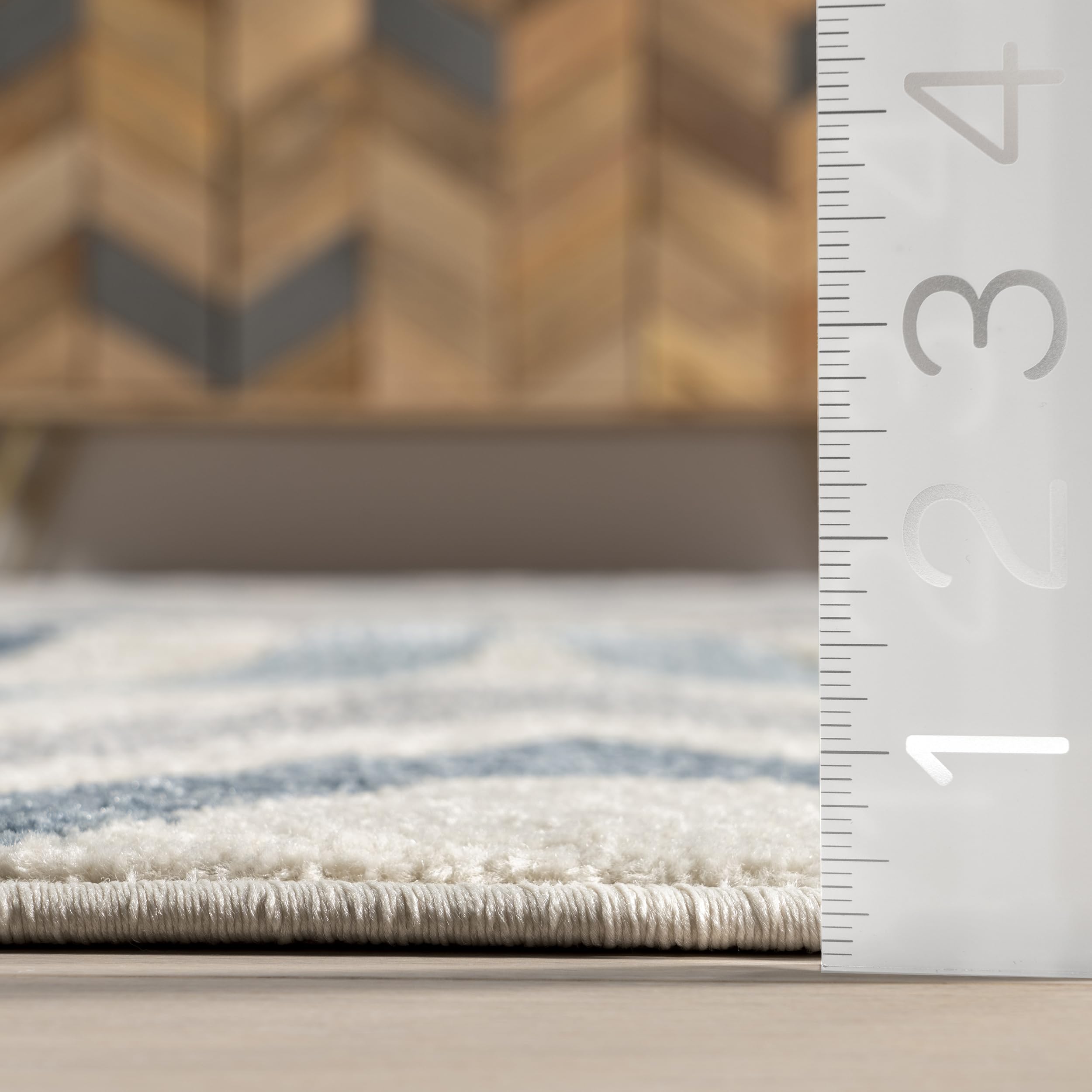 nuLOOM Neveah Chevron 9x12 Area Rug - Blue Modern Geometric Pattern for Living Room, Bedroom, Dining Room & Kitchen - Perfect for Home Decor, Office Space & High Traffic Areas