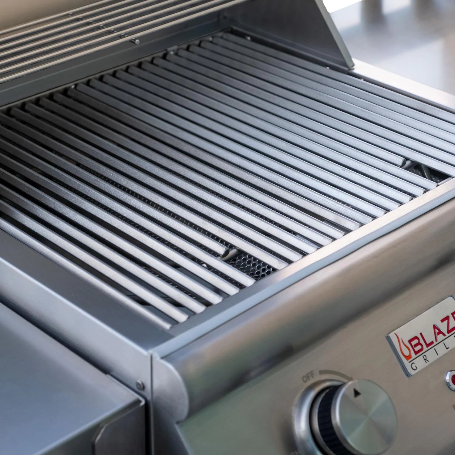 Blaze 21 Inch Portable 1500 Watt Electric Grill for Outdoor BBQ, Camping & Tailgating - BLZ ELEC 21