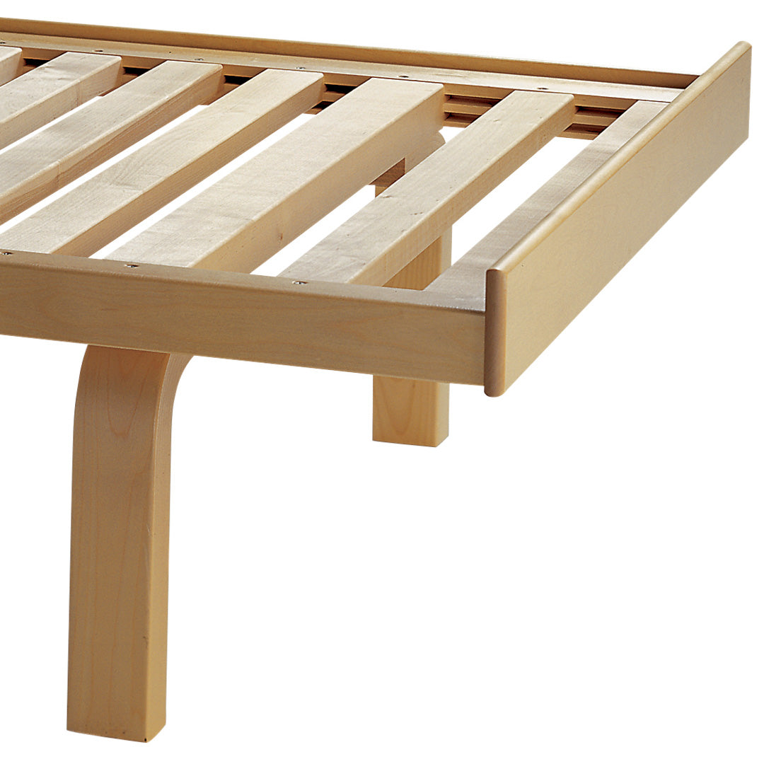 Artek Alvar Aalto Day Bed 710 - Modern Scandinavian Lounge Sofa for Living Room, Guest Room & Office | Stylish & Comfortable Sleeper Sofa