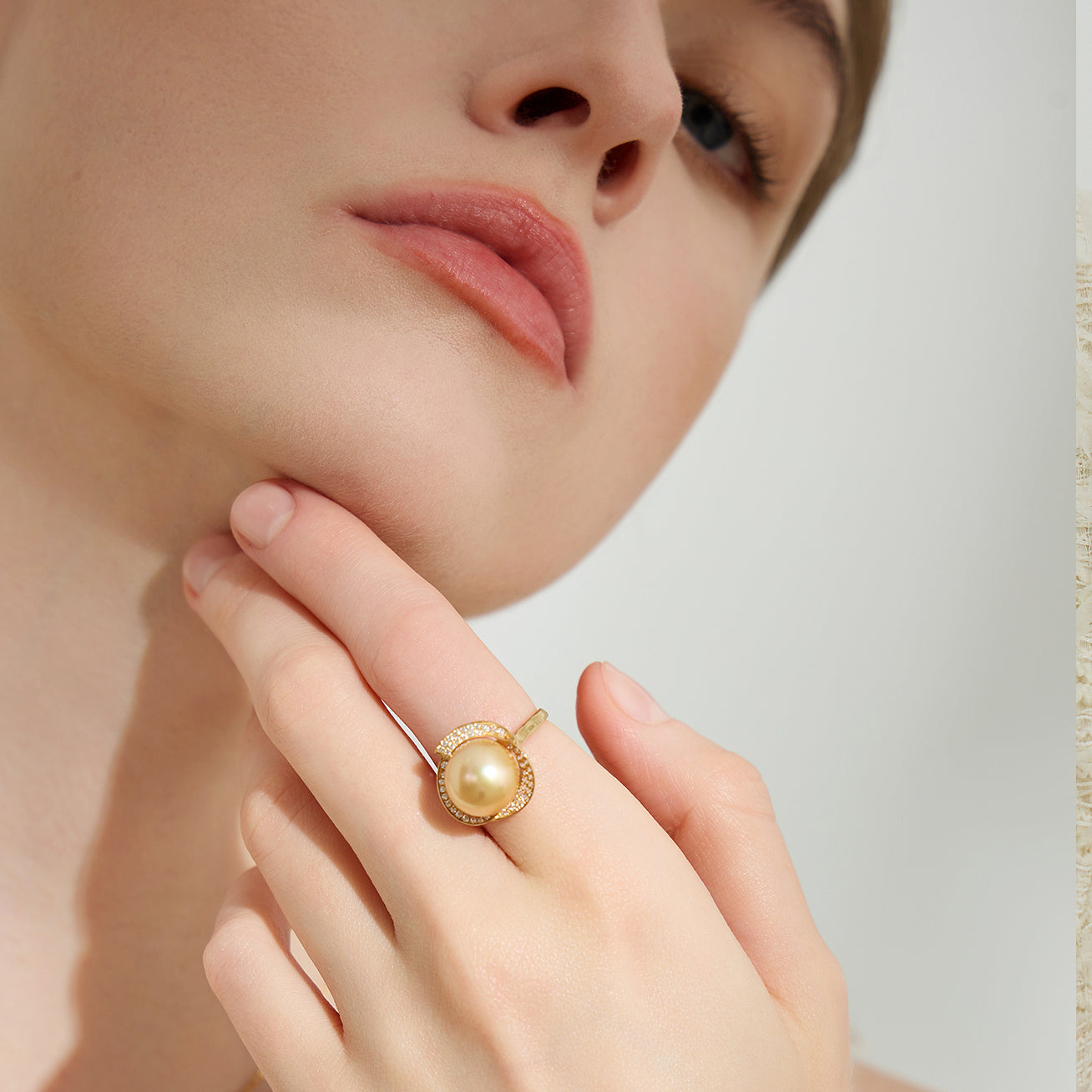 18K Solid Gold South Sea Golden Pearl Ring KR00091 - Elegant Jewelry for Women, Luxury Gift for Wedding, Anniversary & Special Occasions