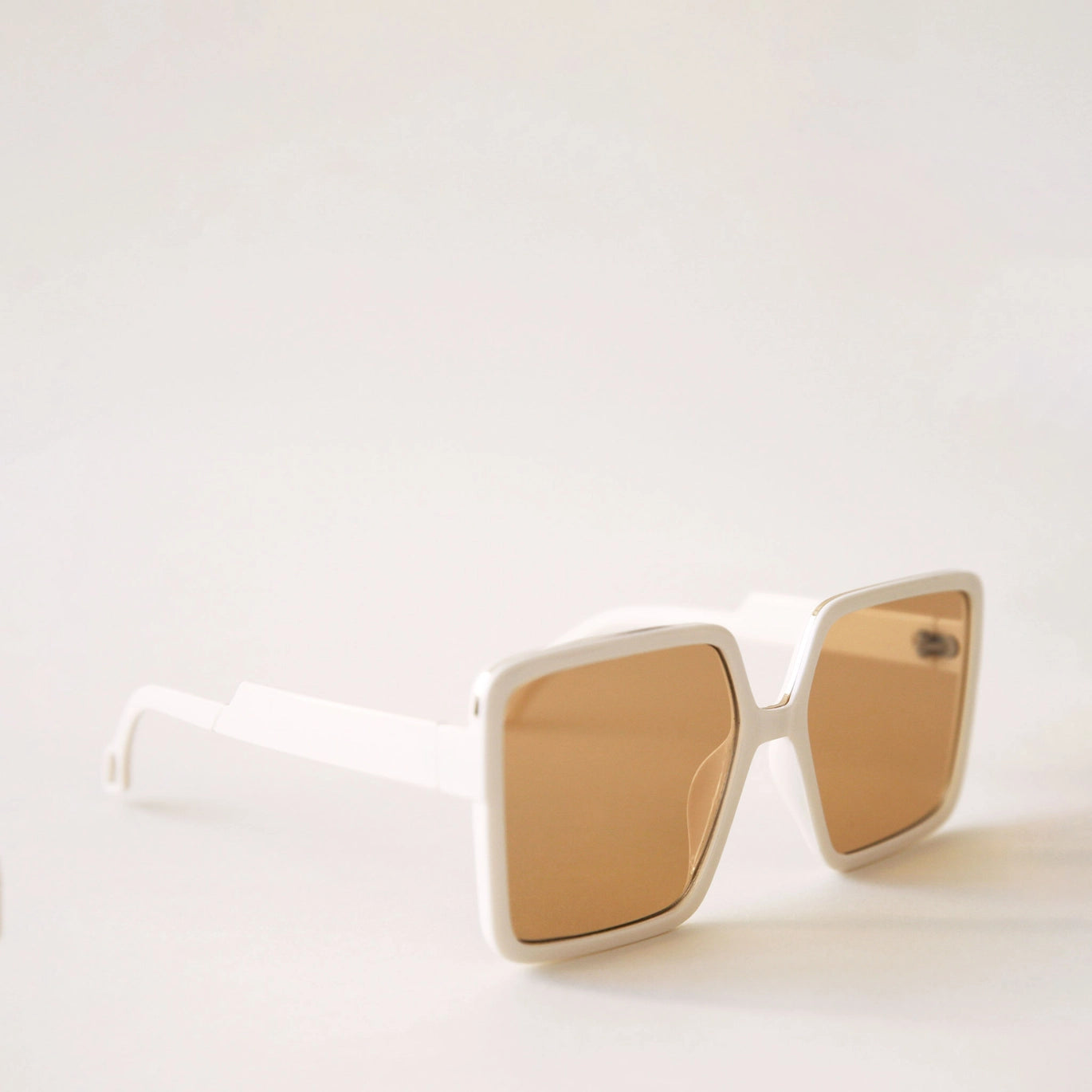 Kelso Polarized Sunglasses for Men & Women - UV Protection, Lightweight & Stylish - Perfect for Driving, Running, and Outdoor Activities