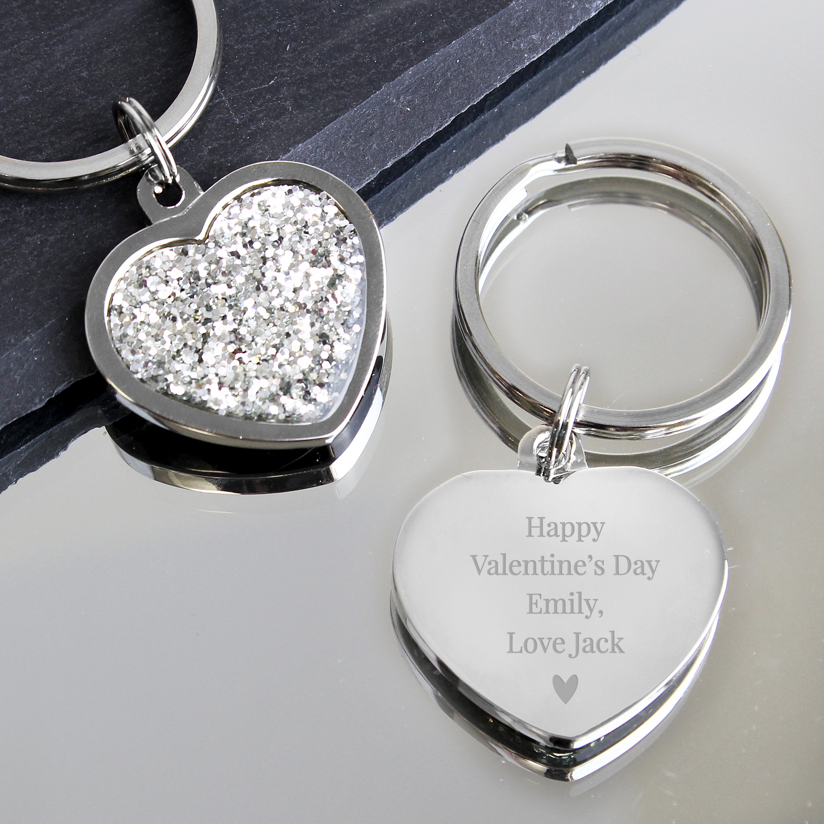 Personalized Free Text Diamond Heart Keychain - Custom Engraved Gift for Loved Ones, Perfect for Anniversaries, Birthdays & Special Occasions