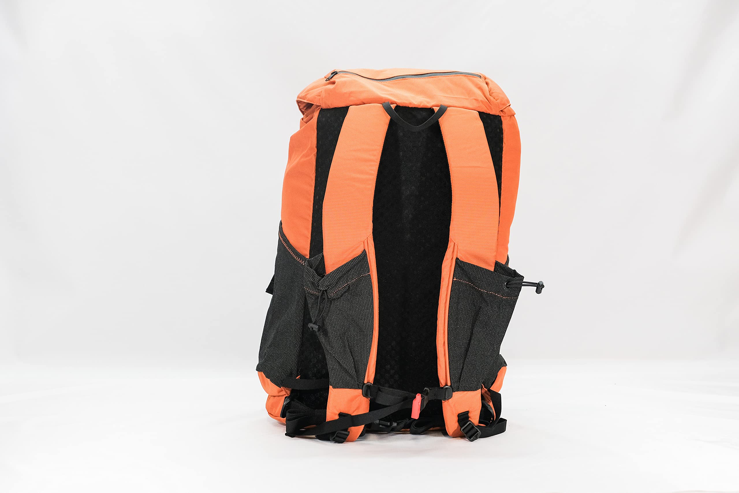 Six Moon Designs WY'EAST DAYPACK With Wing Belt - Lightweight Hiking Backpack for Day Trips, Travel & Everyday Use | 25oz Ultralight Pack for Hiking, Commuting & Outdoor Adventures (Orange)