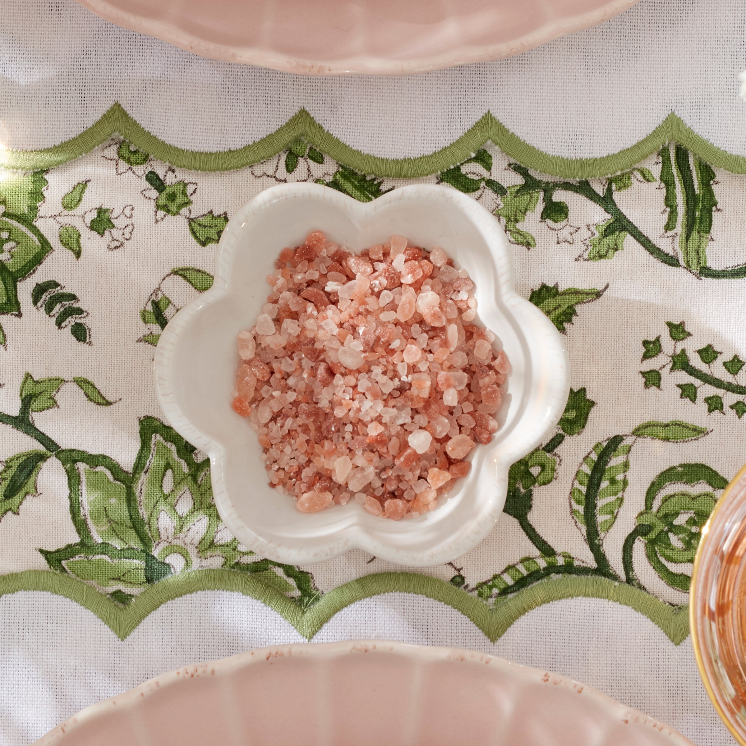 French Pearl Scallop Mini Serving Dish - Elegant Appetizer Plate for Caviar, Oysters & Hors d'Oeuvres - Perfect for Dinner Parties, Weddings & Special Occasions