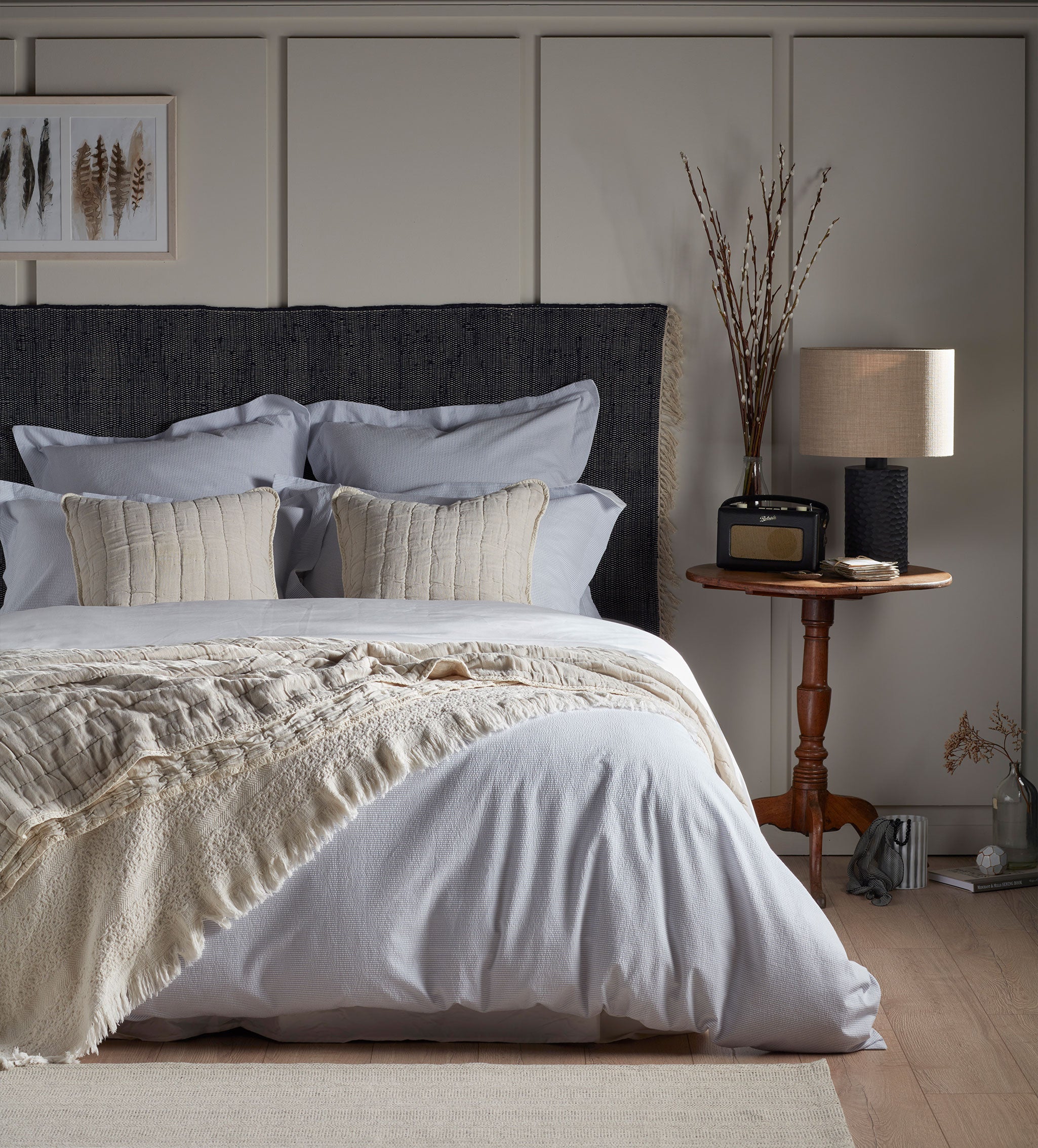 Premium 100% Cotton Blue Seersucker Stripe Bed Sheet Set - Soft Breathable Bedding for Summer, Guest Room & Dorm Room Comfort