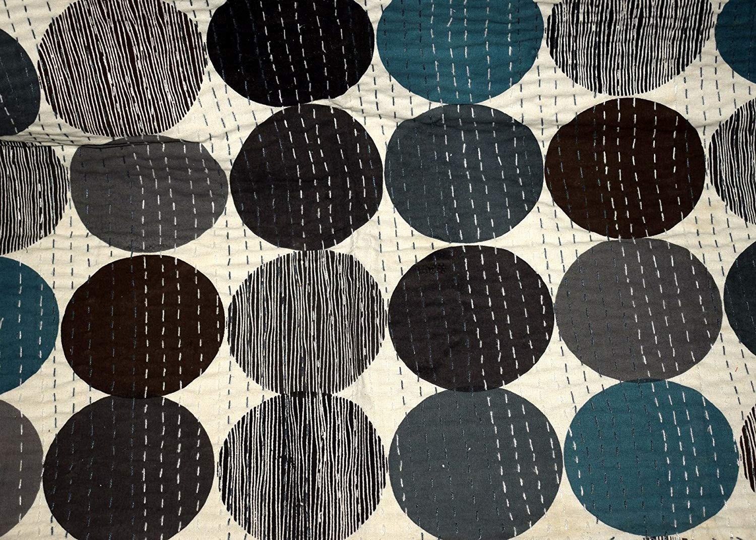 Sophia-Art Handmade Kantha Quilt Queen Size - Indian Sari Bedspread Blanket & Throw - Black Polka Dot Ethnic Home Decor for Bedroom, Living Room, Sofa - Perfect for Cozy Nights and Boho Chic Style