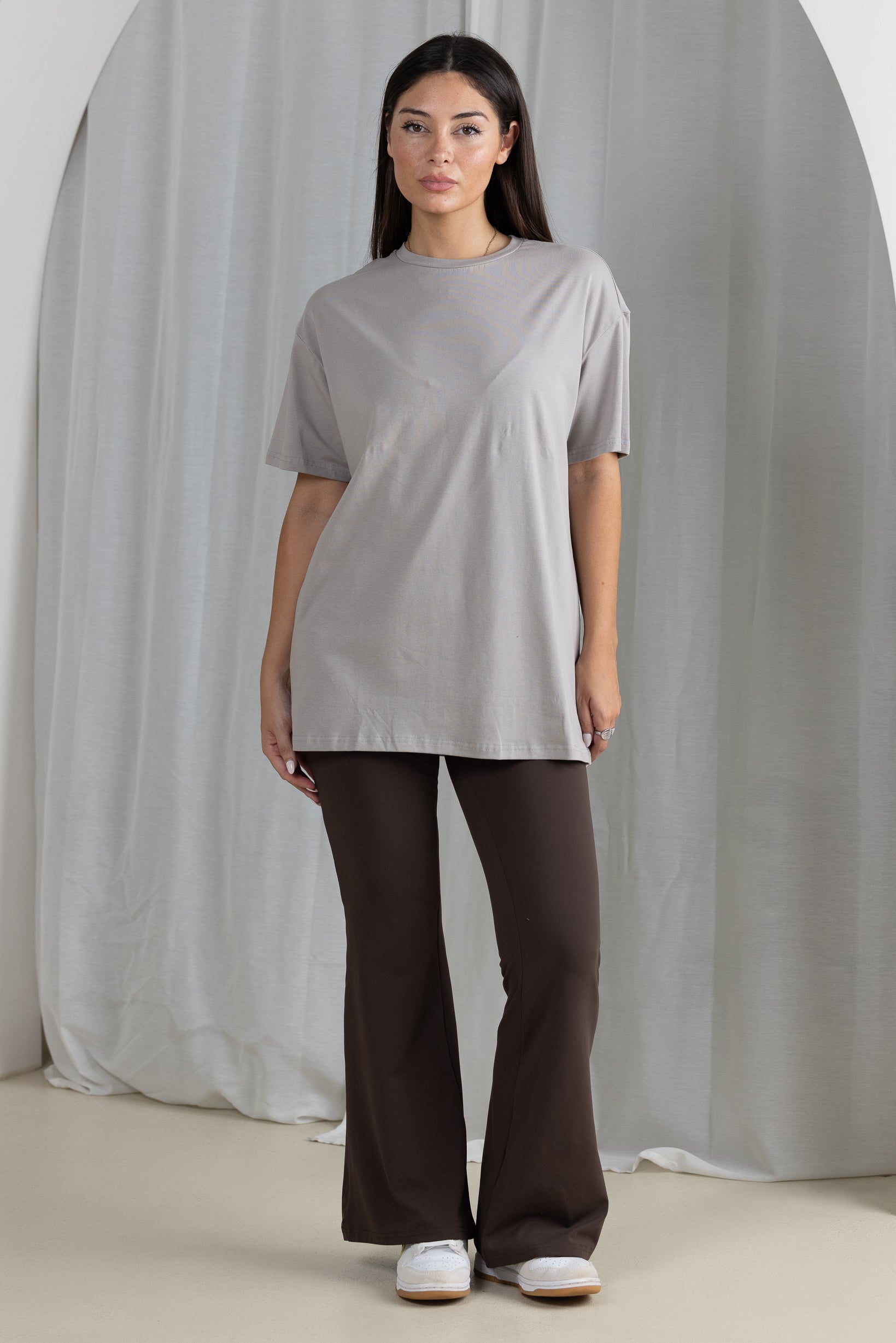 Modelle/Move Short Sleeve Oversized Tee for Men & Women - Comfortable Casual Streetwear T-Shirt for Everyday Wear, Gym, and Outings