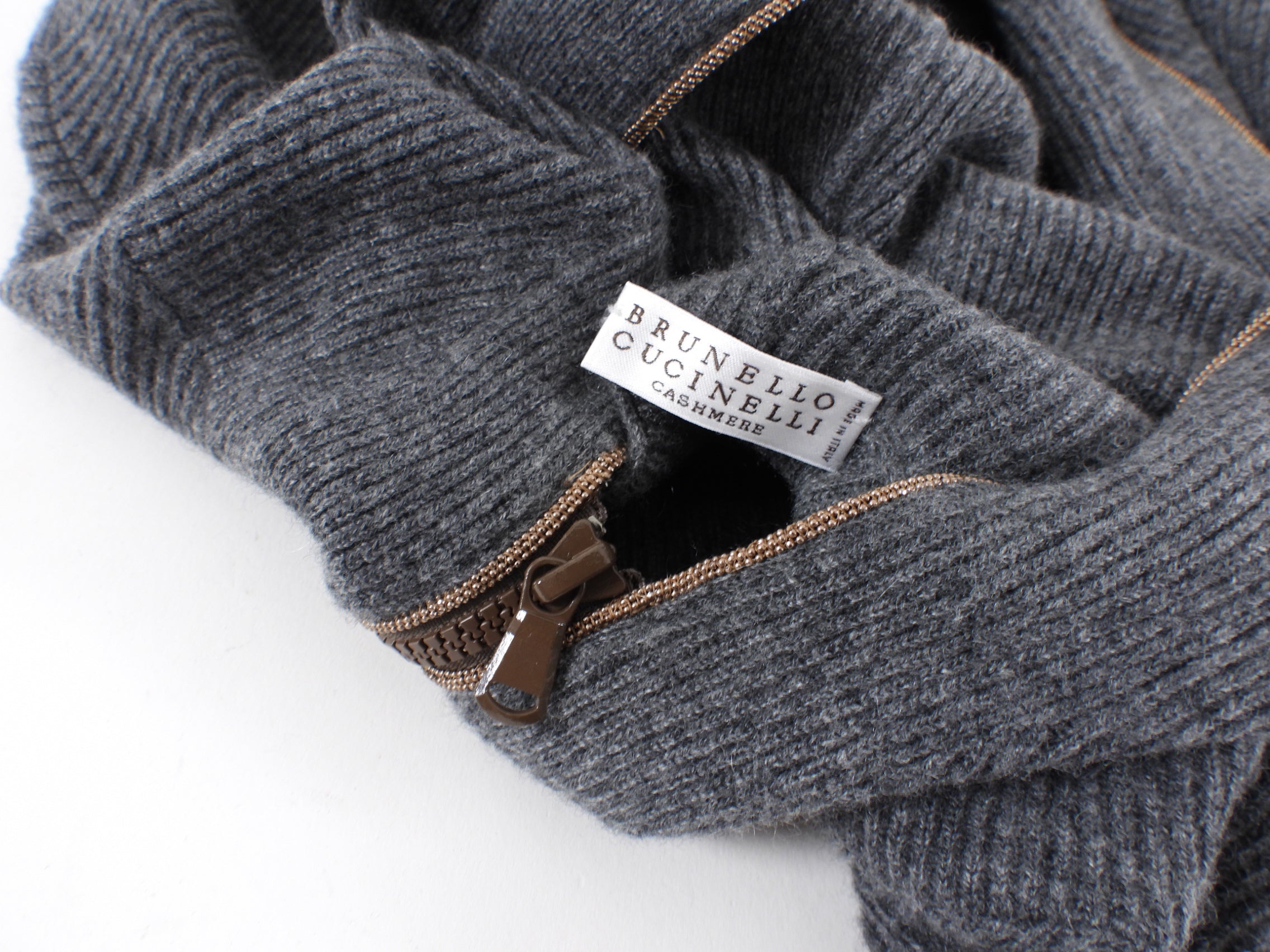 Brunello Cucinelli Grey Copper Monili Bead Hoodie Sweater for Women - Soft Cotton Blend Pullover with Beaded Details | Casual Wear, Lounge & Street Style Fashion
