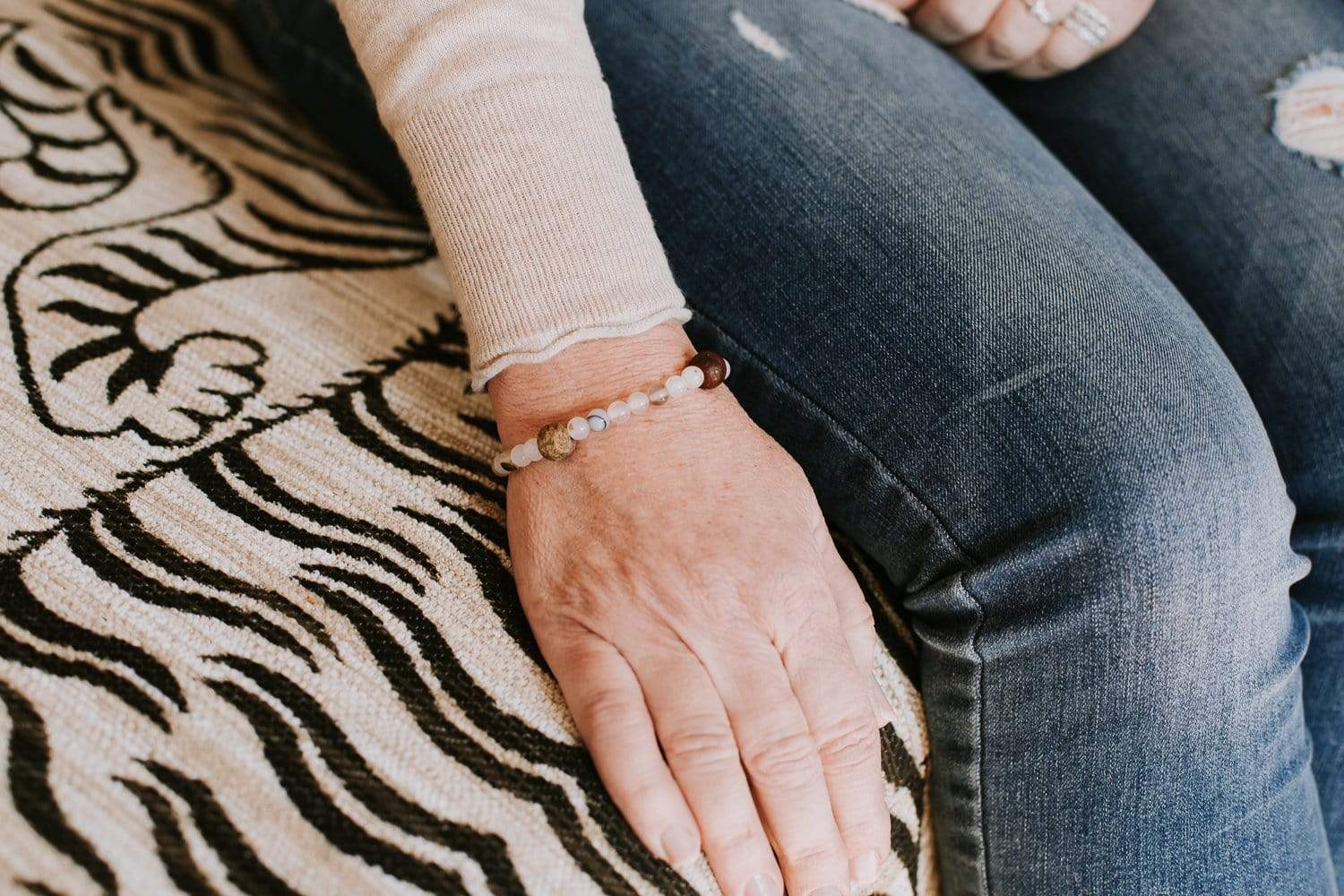 Handmade Antique Bodhi Seed & Mastodon Fossil Bracelet - Natural Buddhist Meditation Beads & Spiritual Jewelry for Men & Women - Perfect for Yoga, Meditation & Boho Fashion