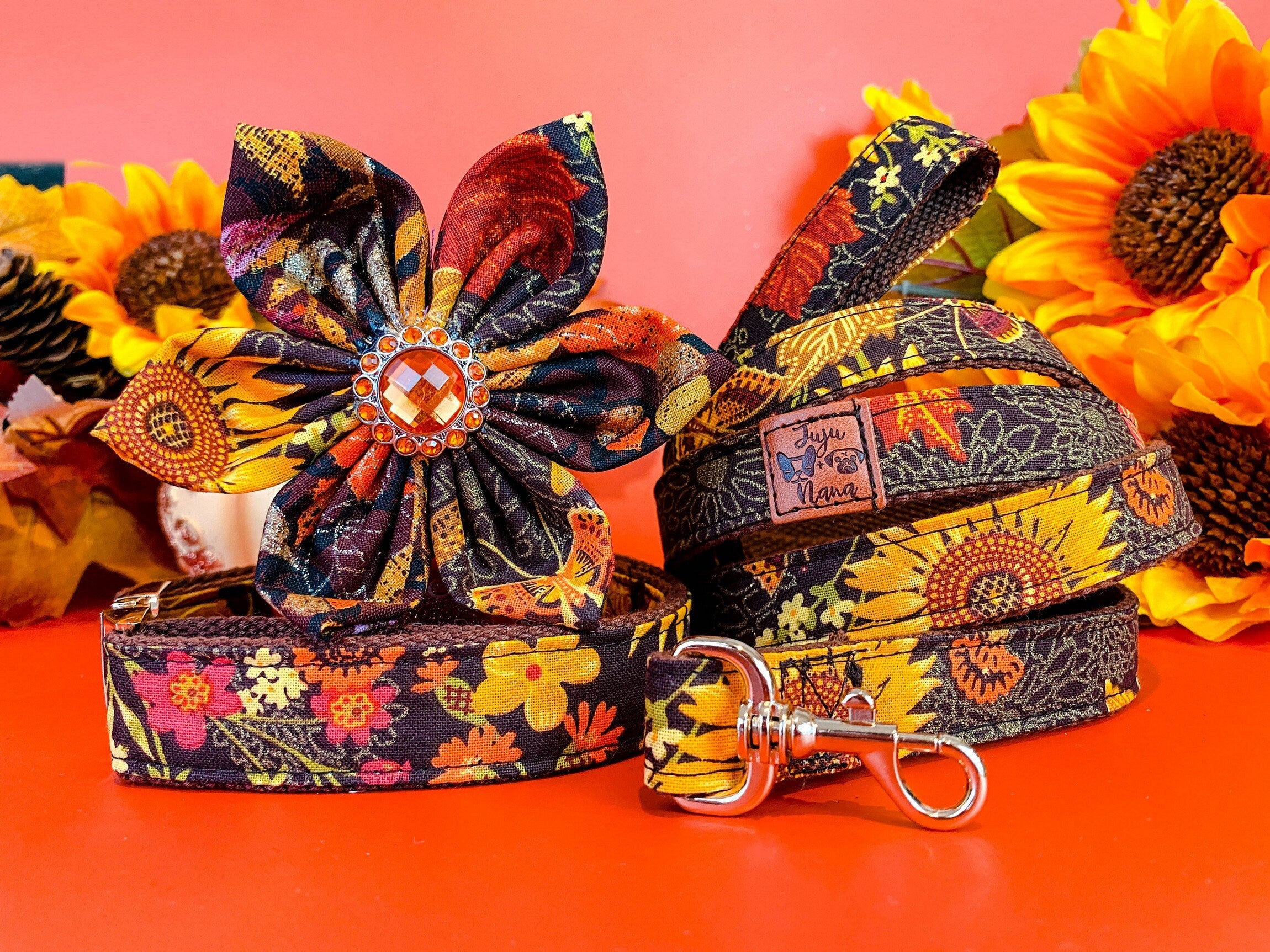 Sparkling Sunflower Dog Collar - Adjustable Pet Collar with Glitter Flowers for Small Medium Large Dogs - Perfect for Walks, Training & Fashion Accessories