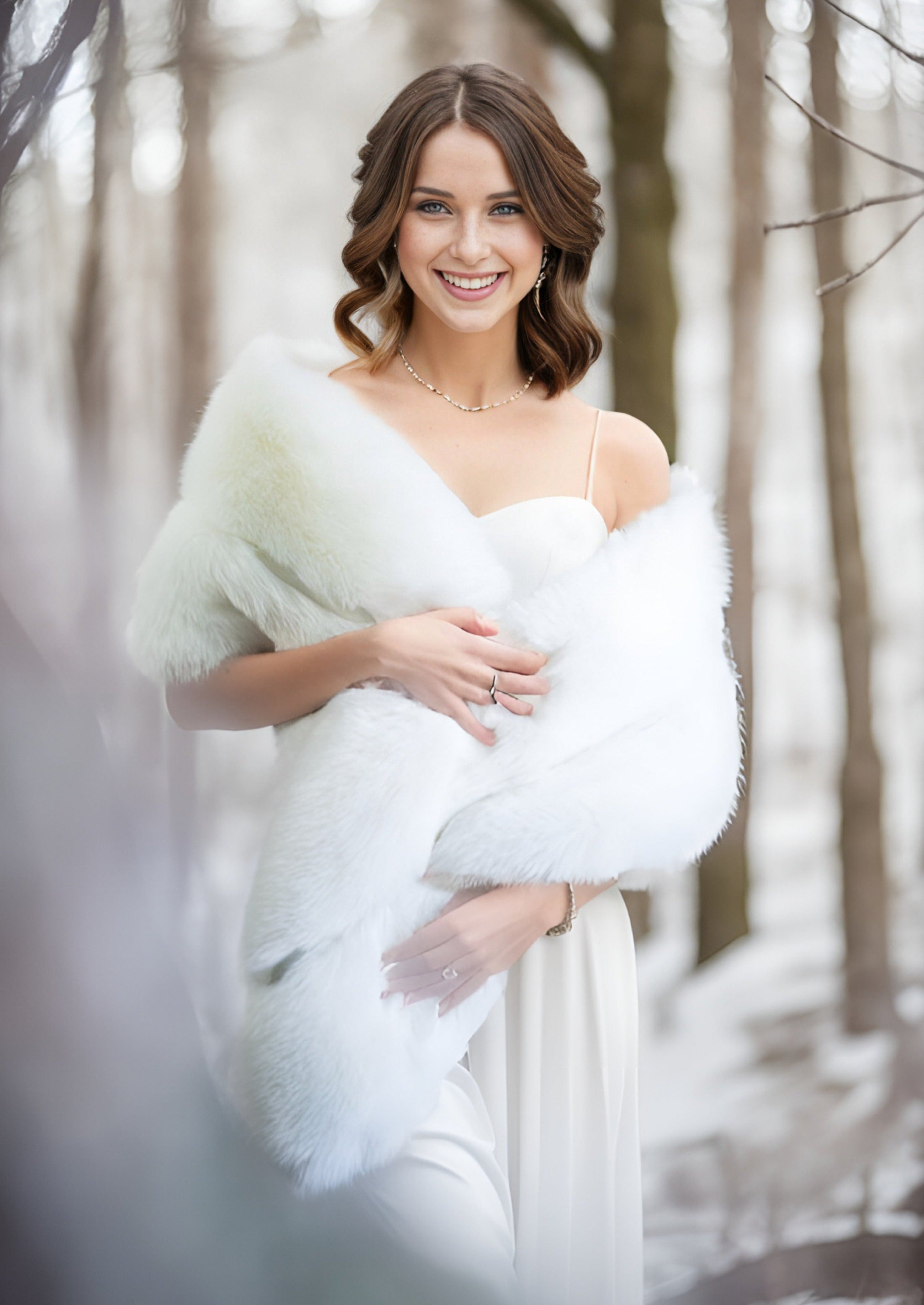 Elegant Pure Ivory Fur Shawl for Brides – Celia Wht01 | Perfect for Weddings, Photo Shoots & Formal Events