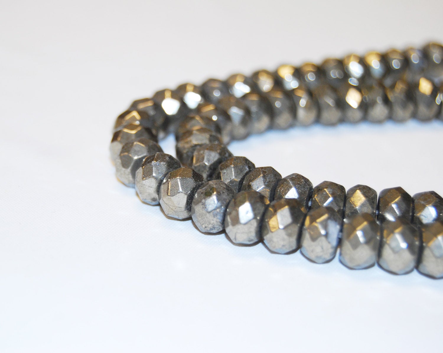 Pyrite Faceted Rondelle Beads - 2x4mm 3x4mm 3x5mm 4x6mm 5x8mm 6x10mm - 15.5 Inch Strand - Natural Gold Stone Jewelry Making Supplies for Necklaces, Bracelets & DIY Crafts