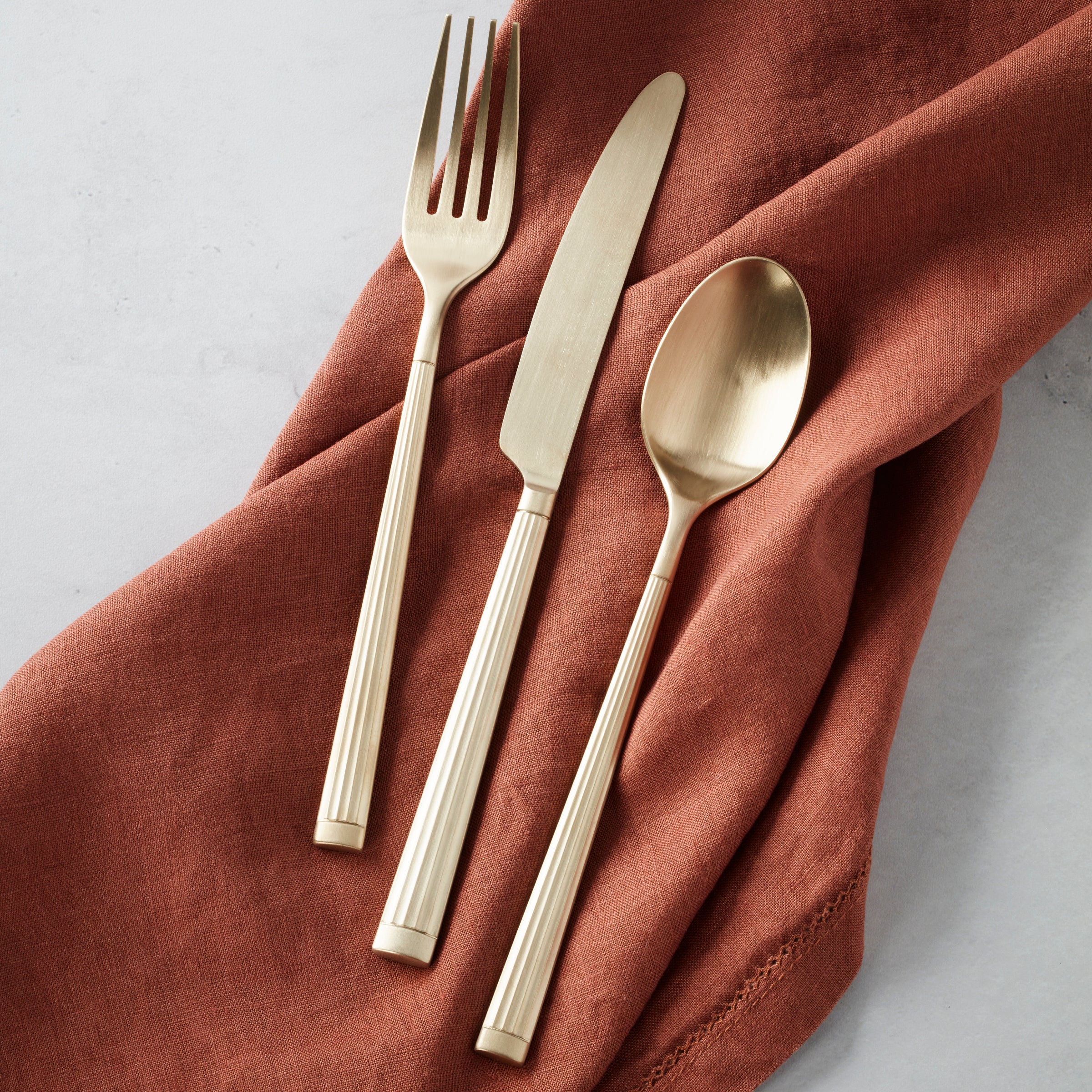 Robyn Champagne Mist Satin 20-Piece Flatware Set - Elegant Stainless Steel Cutlery for Fine Dining, Wedding Gifts & Formal Dinner Parties