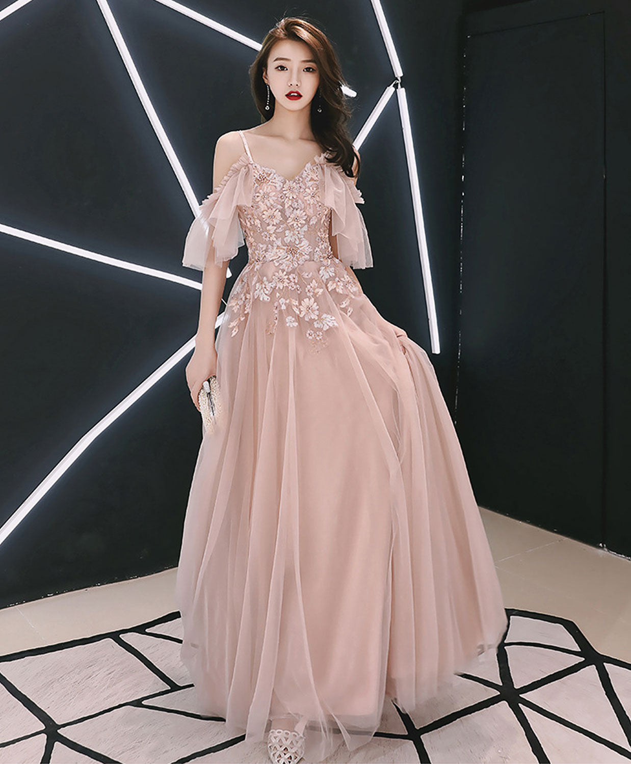 Elegant Pink Sweetheart Tulle Lace Applique Long Prom Dress for Women - Perfect for Evening Gowns, Formal Dances & Special Occasions