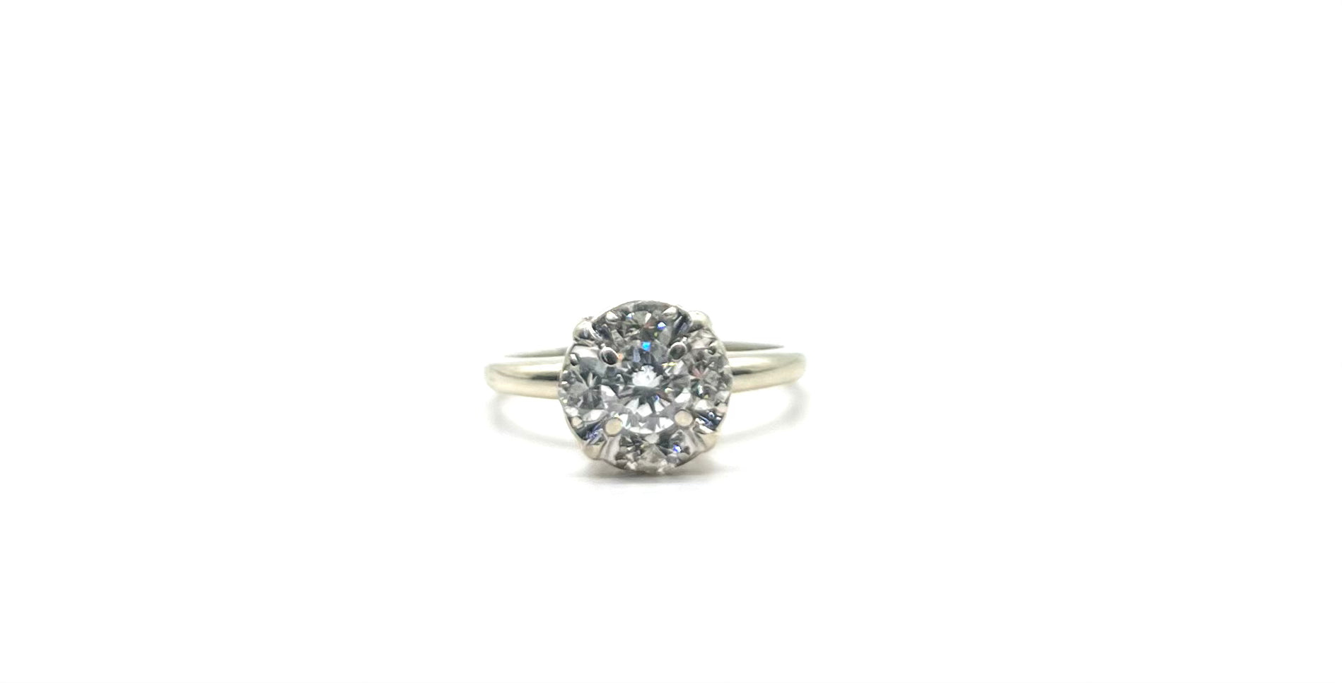 Vintage White Gold Diamond Cluster Ring for Women - Elegant Wedding, Engagement, Anniversary Jewelry Gift - Perfect for Special Occasions & Everyday Luxury