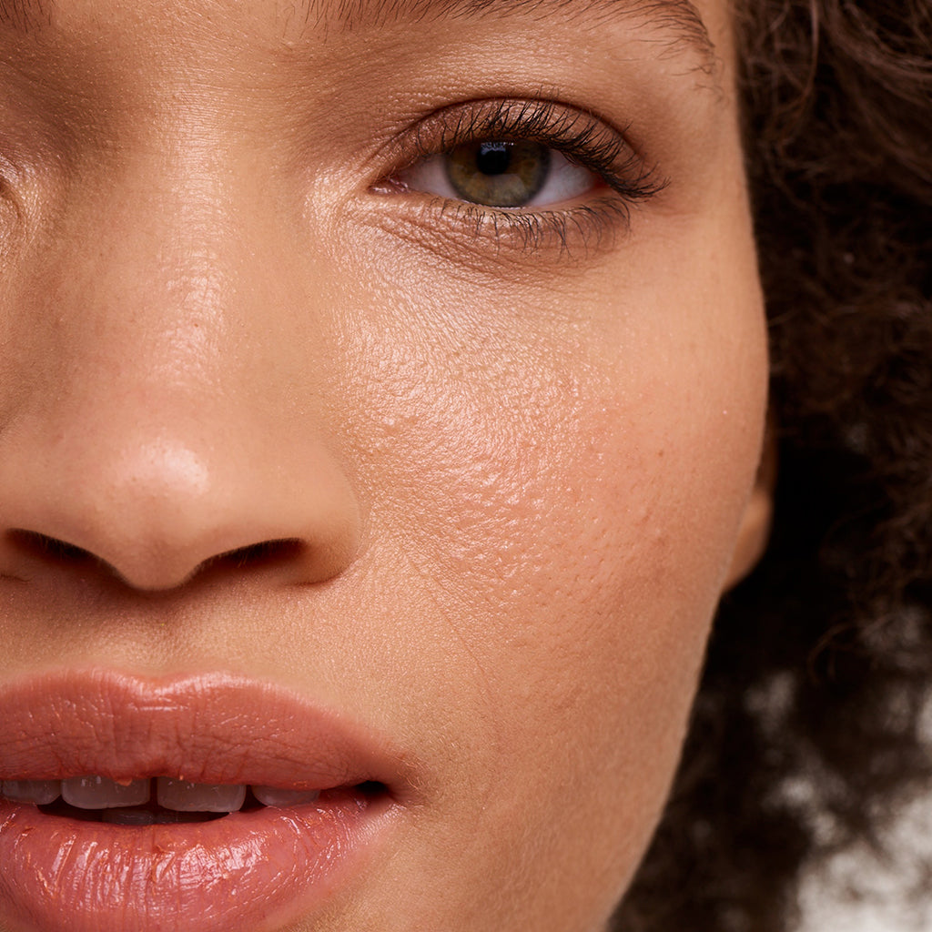 ReEvolve Natural Finish Liquid Foundation - Lightweight, Buildable Coverage for Flawless Skin | Perfect for Everyday Wear & Special Occasions