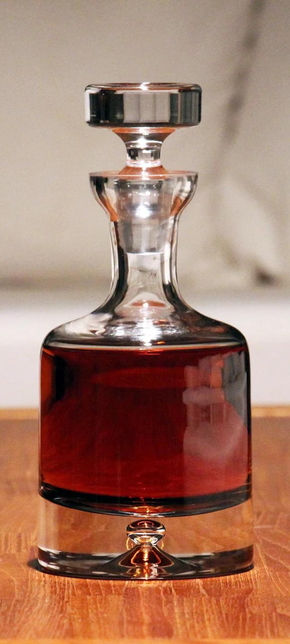 Premium Ravenscroft Crystal Whiskey Decanter Set - 34oz Hand-Blown Lead-Free European Crystal Decanter with 4 Double Old Fashioned Glasses (11oz Each) - Elegant Gift Box for Whiskey Lovers, Home Bar & Special Occasions
