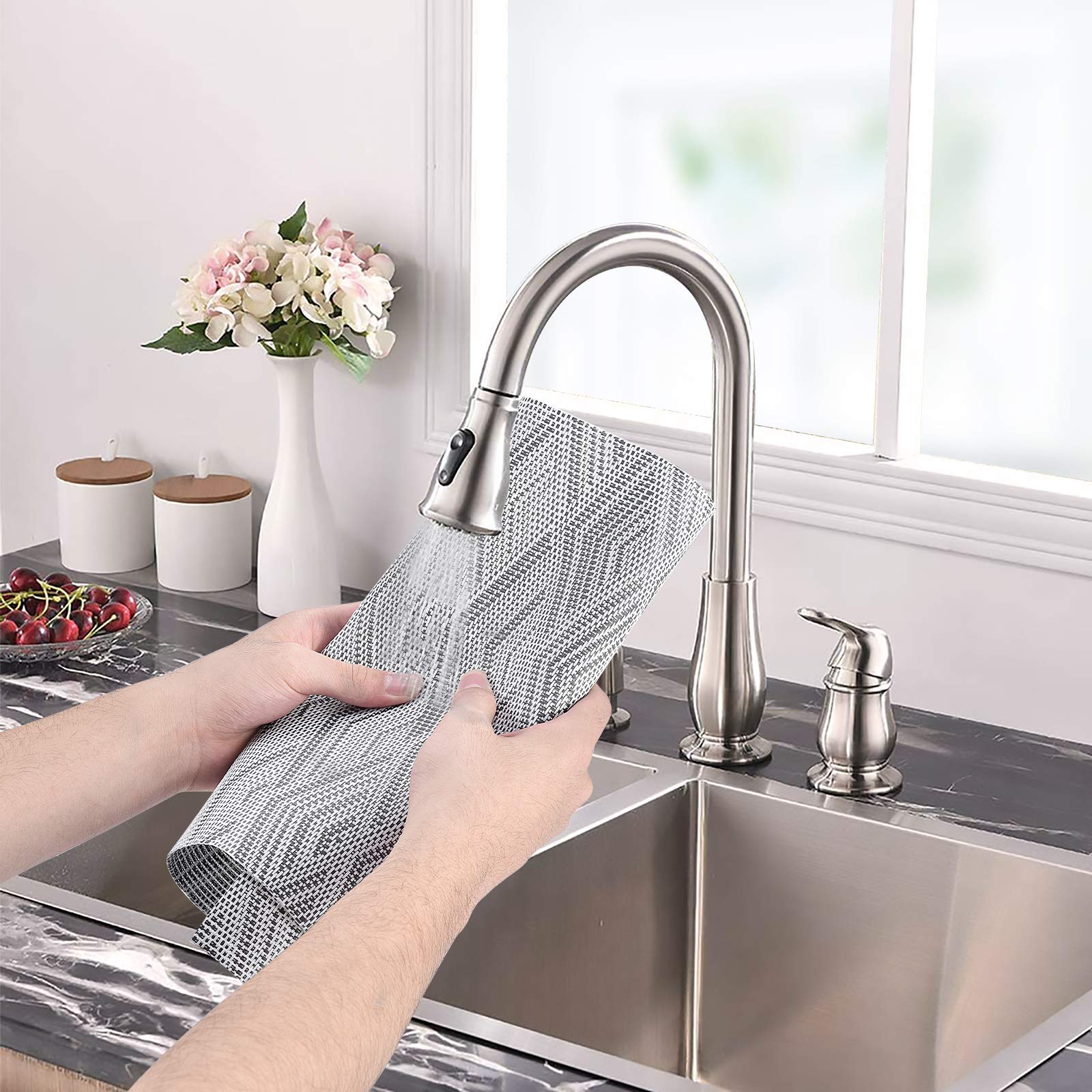 Aofmee Heat Resistant Placemats Set of 6 - Washable PVC Table Mats, Non-Slip Stain Resistant Woven Vinyl Place Mats for Kitchen & Dining Table - Perfect for Everyday Meals, Dinner Parties, and Holiday Gatherings