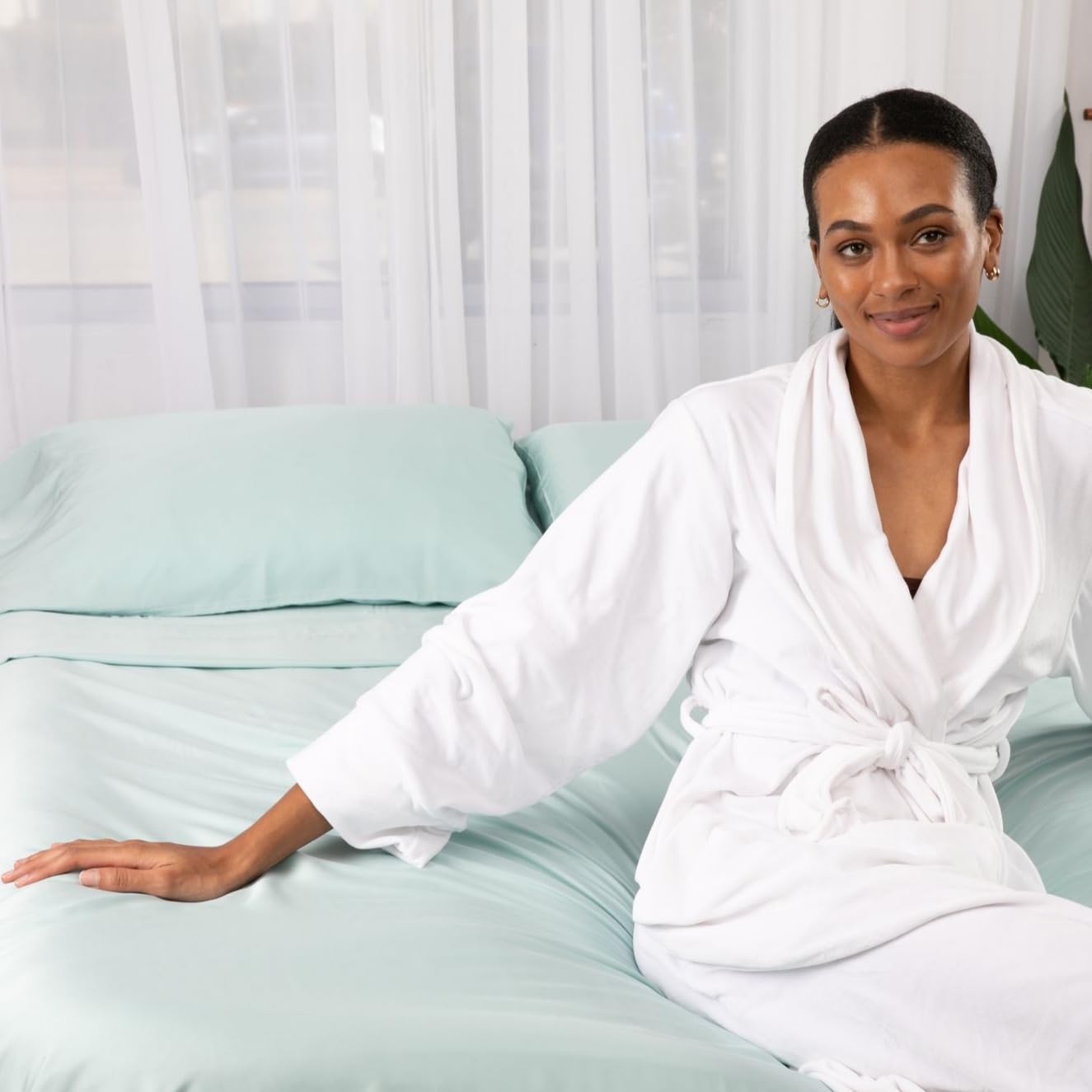 Premium Bamboo Rayon 4-Piece Sheet Set - Ultra Soft, Breathable & Hypoallergenic Bedding for Cool & Comfortable Sleep - Perfect for Hot Sleepers, All Seasons & Eco-Friendly Homes