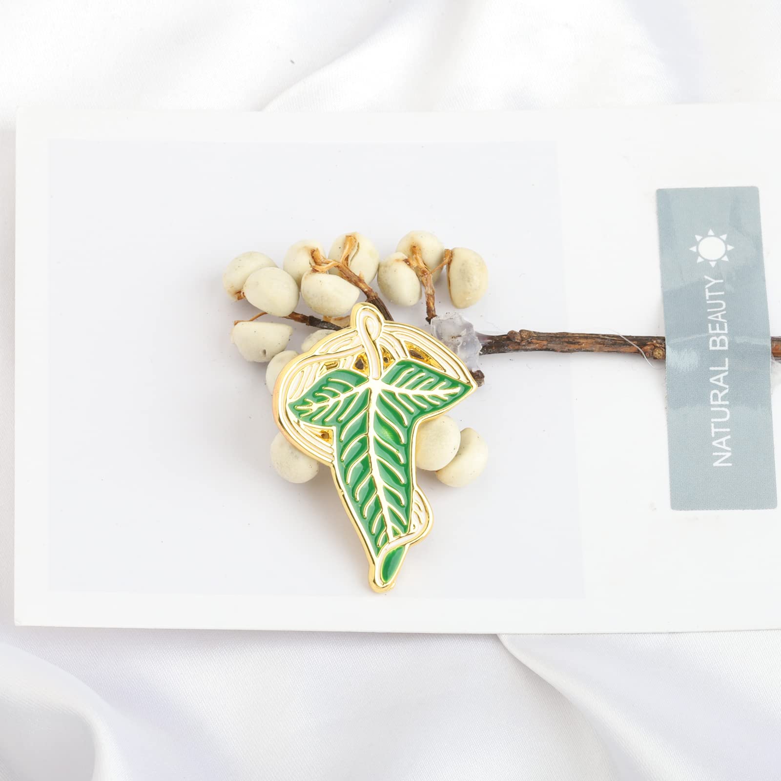UJIMS Elven Green Leaf Brooch - Lord of the Rings Inspired Jewelry for Women, Movie Fans & BFF Gifts | Elegant Arwen Evening Star Butterfly Pin for Cosplay, Weddings & Special Occasions