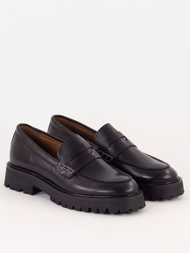 Sessun Barcelo Black Leather Loafers for Women - Comfortable Slip-On Shoes for Office, Casual & Travel Wear