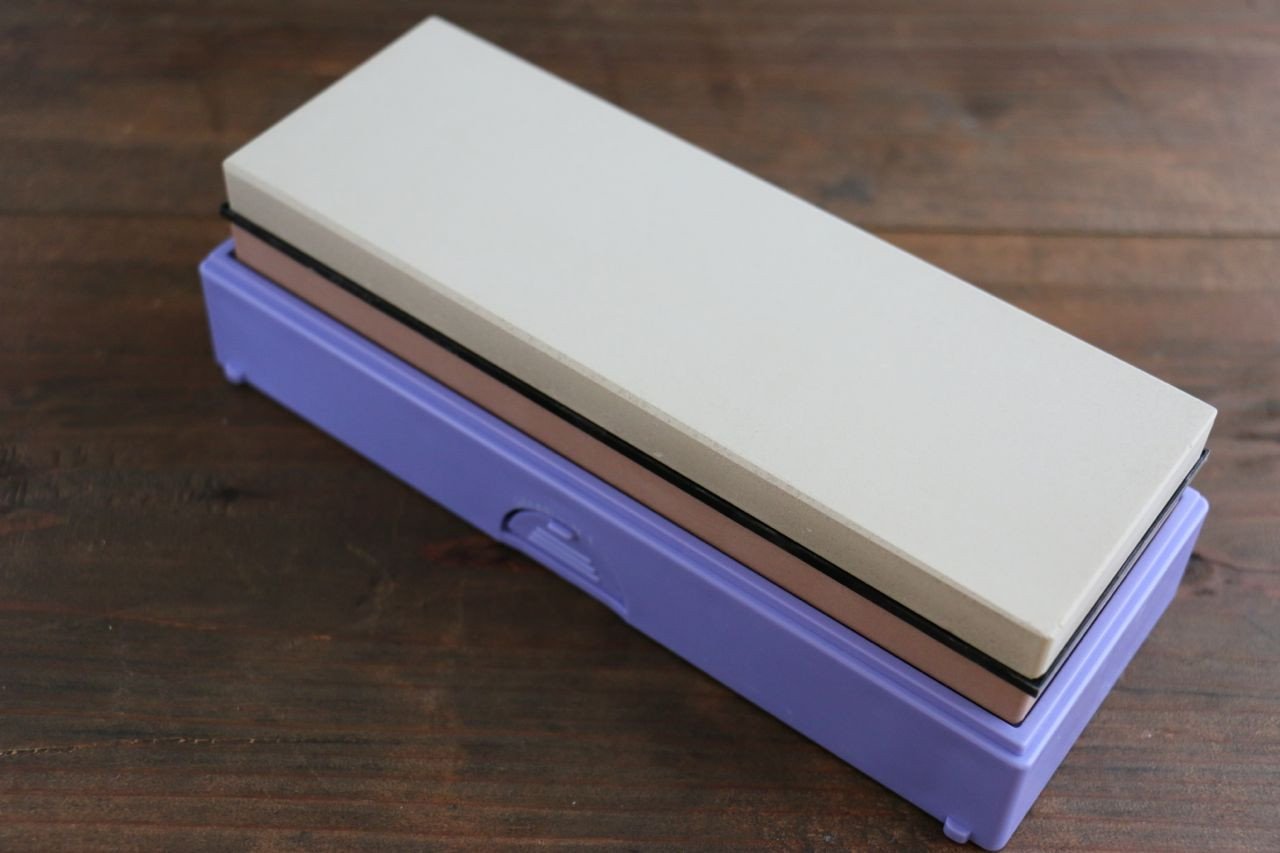 Dual Grit Sharpening Stone 800/6000 Grit with Non-Slip Plastic Base - Professional Knife Sharpener for Kitchen, Hunting & Outdoor Tools - Perfect for Chefs, Butchers & DIY Enthusiasts