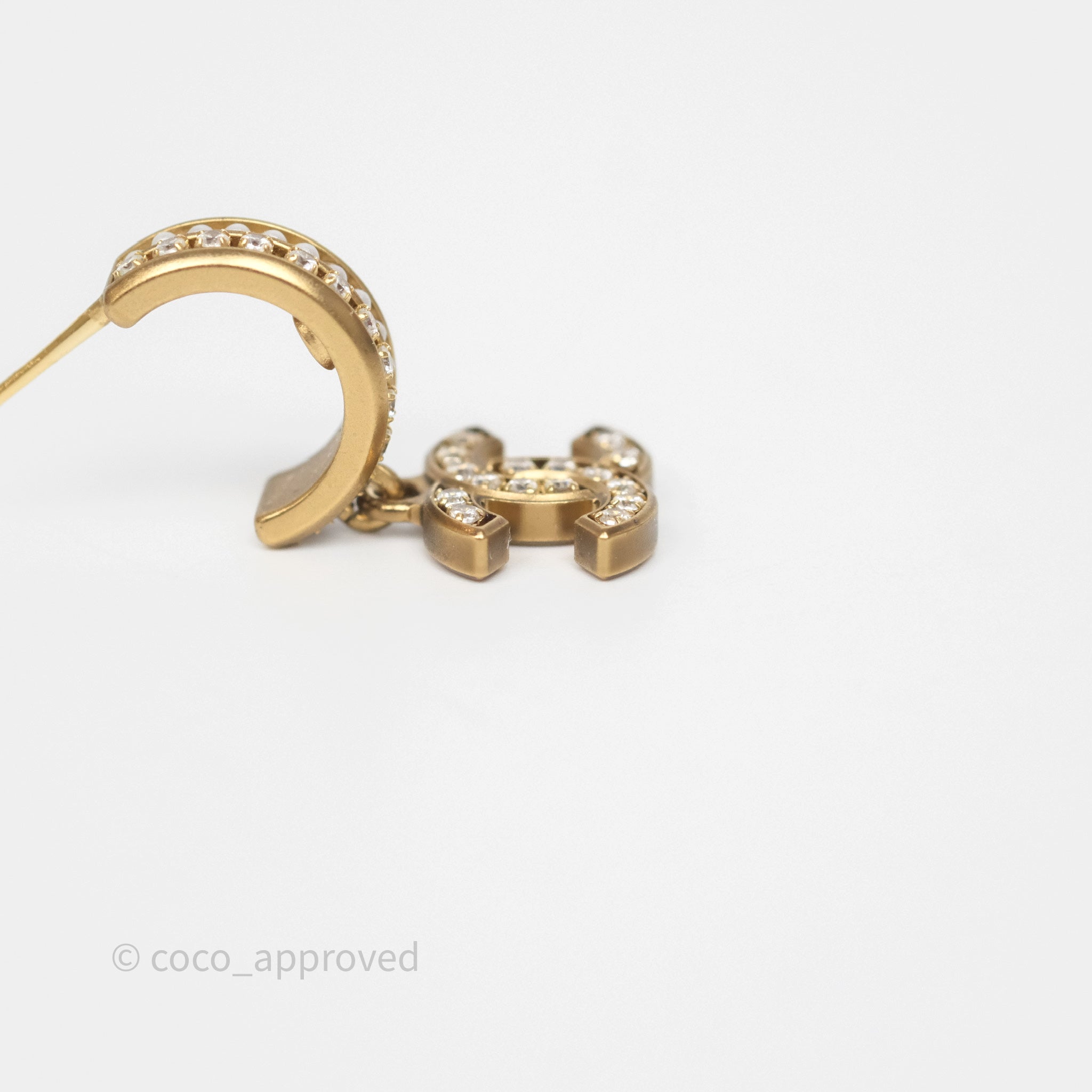 Chanel CC Crystal Pearl Hoop Earrings Gold Tone 21C - Luxury Fashion Jewelry for Women, Elegant Pearl & Crystal Design - Perfect for Parties, Weddings & Special Occasions