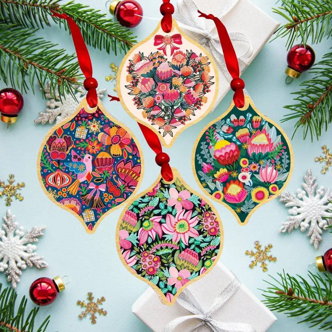 Australian Christmas Ornament Bauble Set - 12 Pack Handmade Holiday Tree Decorations for Xmas, Festive Home & Office Decor - Perfect for Christmas Tree, Gift Exchange & Holiday Party Decorations