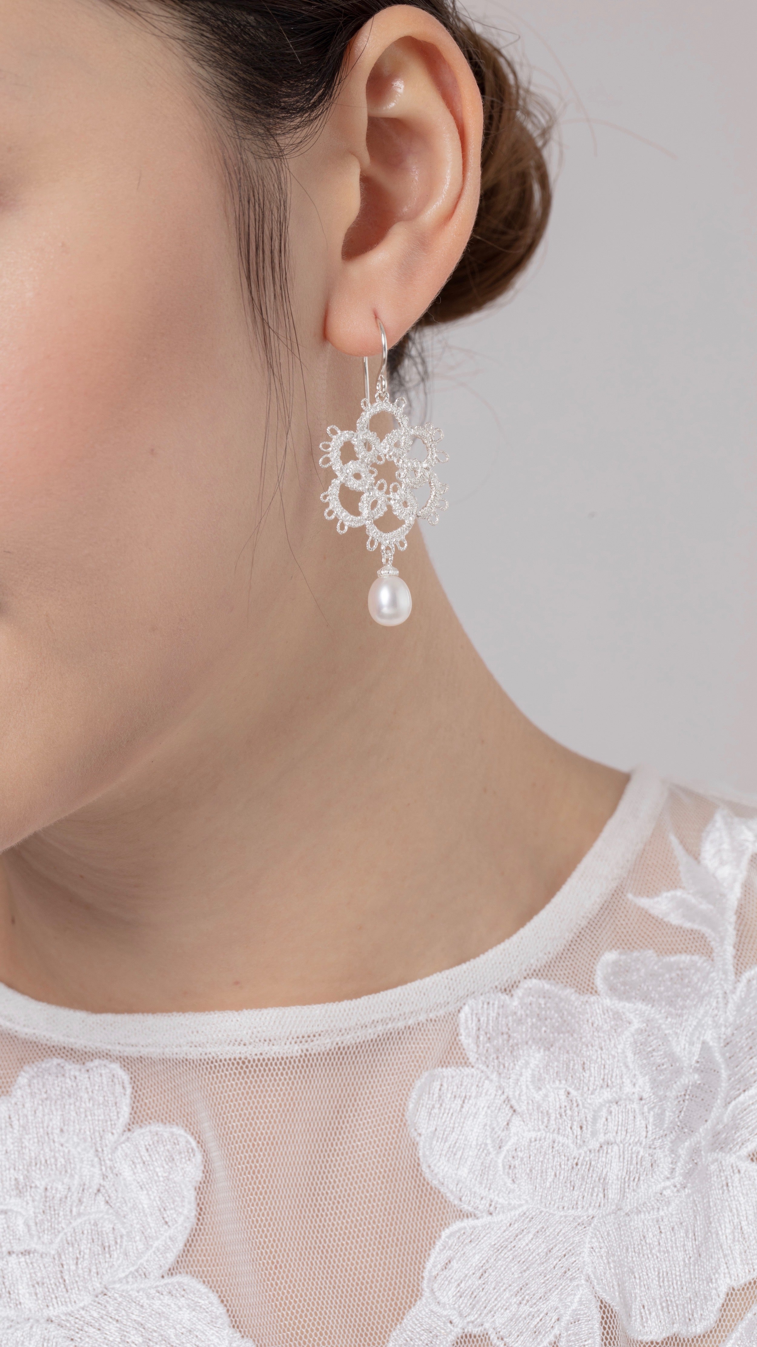 Fräulein Loreley Elegant Rhinestone Earrings for Women - Perfect for Parties, Weddings & Special Occasions