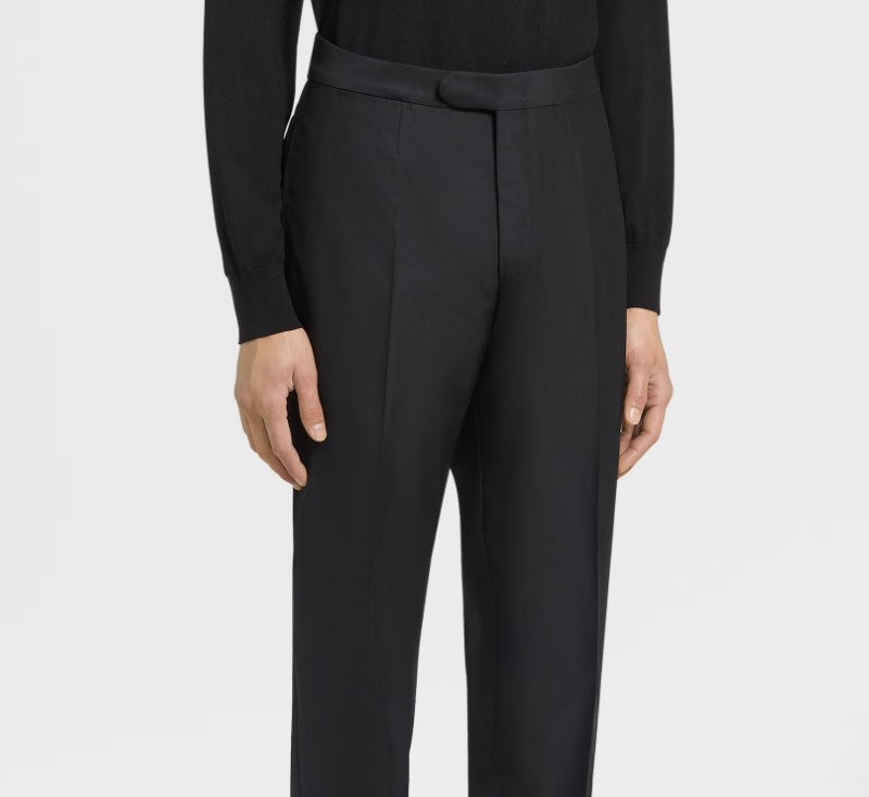 ZEGNA Men's Black Solid Tuxedo Suit - Premium Trofeo 600 Wool for Formal Events, Weddings & Evening Gala