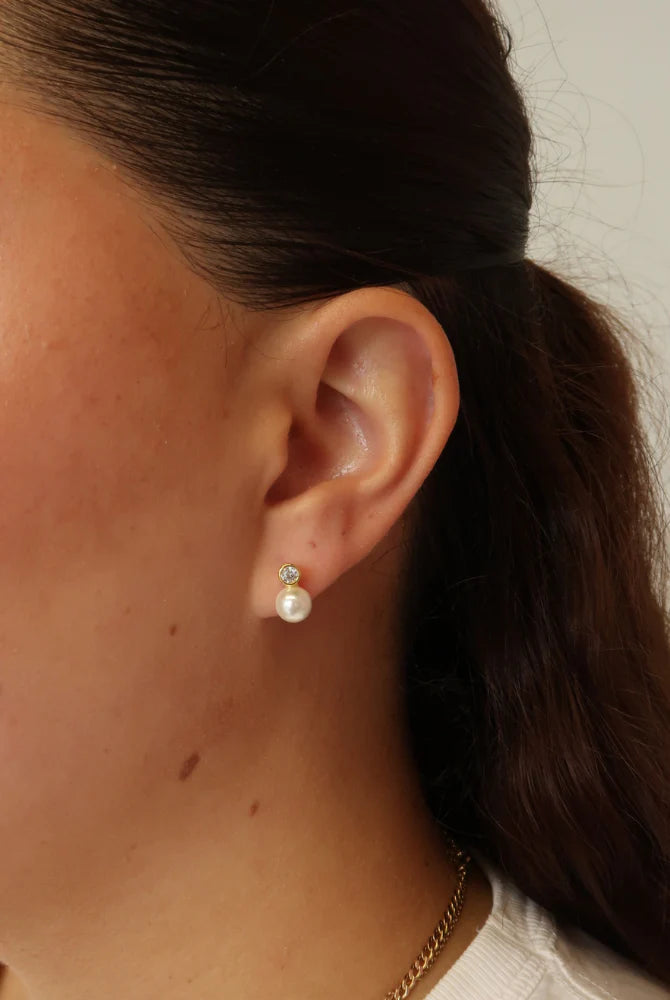 Zafino Aria Stud Earrings for Women - 14K Gold Plated Cubic Zirconia Earrings - Minimalist Elegant Jewelry Gift for Birthday, Anniversary & Valentine's Day - Perfect for Daily Wear, Office & Special Occasions