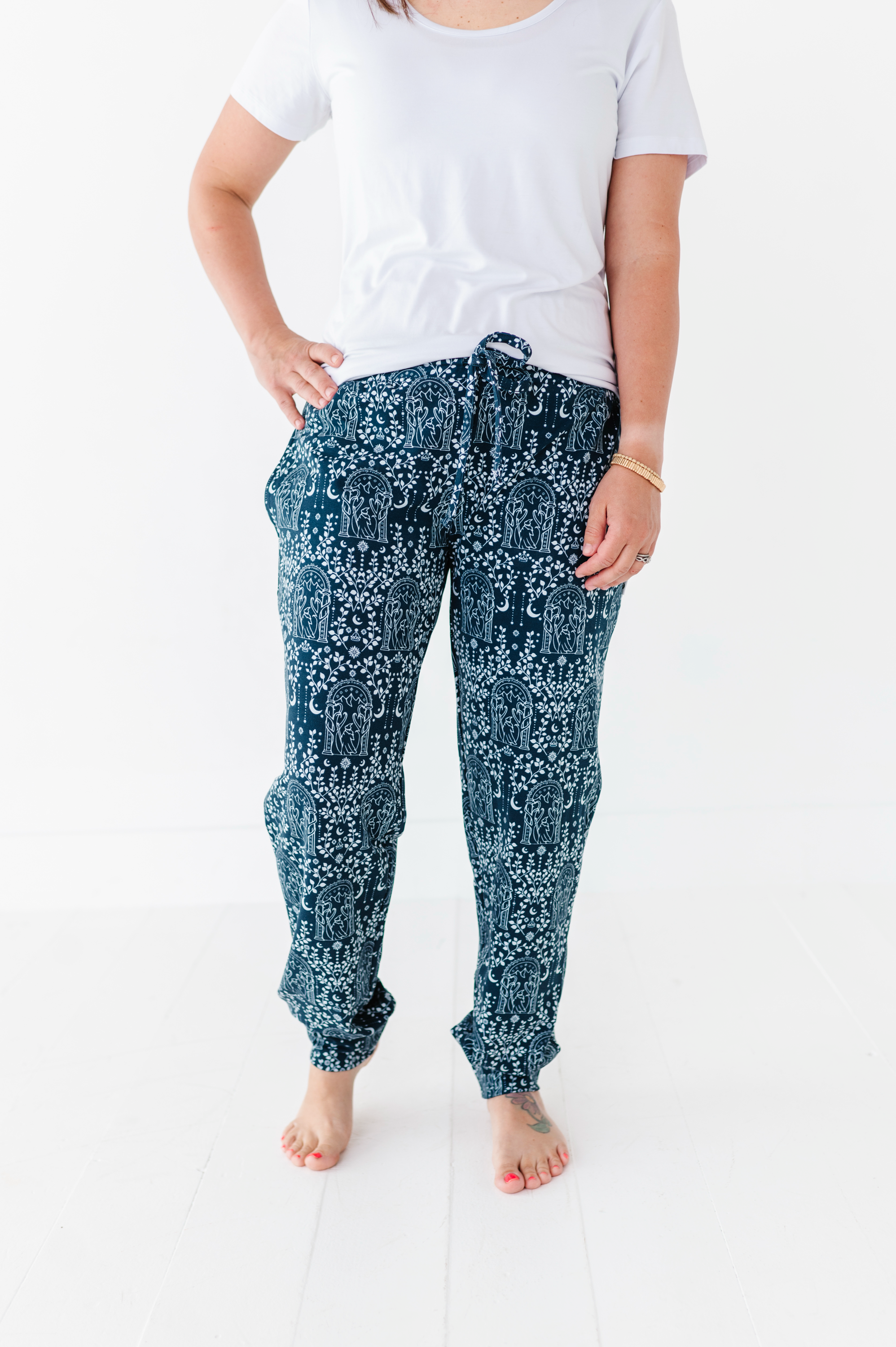 The Lord of the Rings™ Doors of Durin Adult Dreamwalker Joggers - Fantasy Themed Lounge Pants for Movie Fans & Cosplay