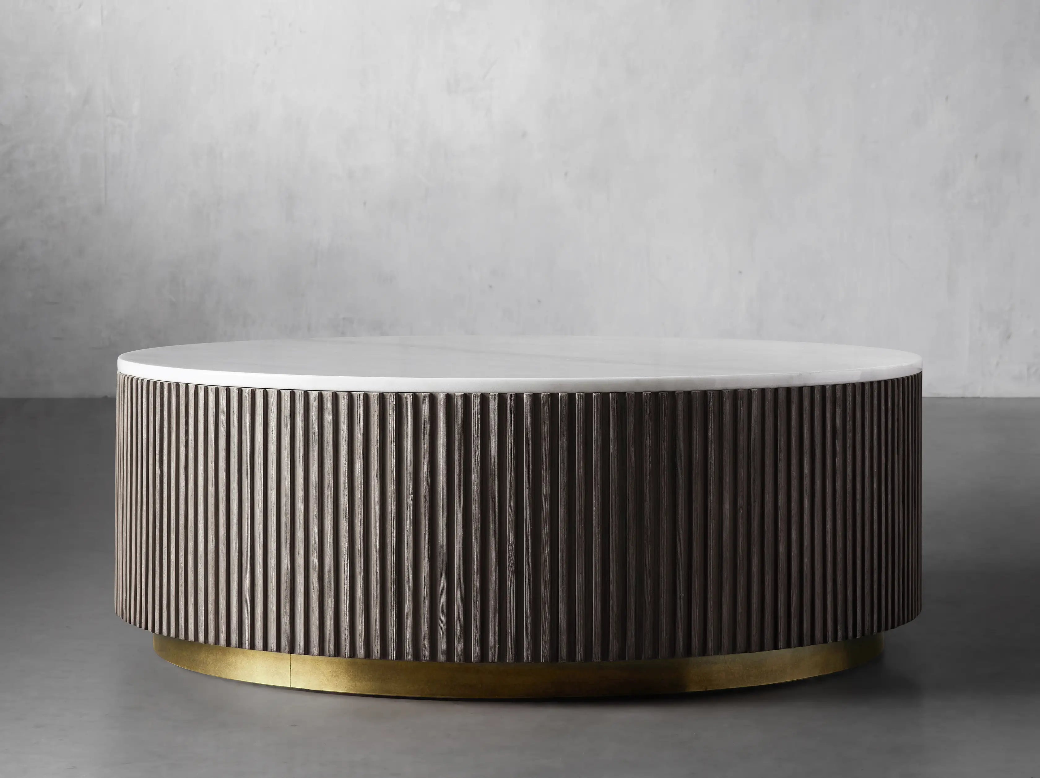 Modern Round Coffee Table - Stylish & Durable Living Room Centerpiece for Home Decor | Perfect for Small Spaces, Apartments & Cozy Gatherings