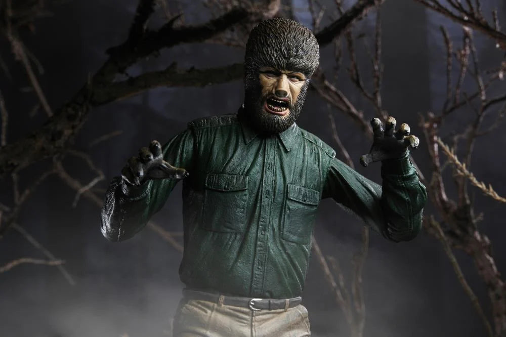 Universal Monsters Ultimate The Wolf Man Action Figure - Classic Horror Collectible for Fans, Halloween Decor, Movie Night Props