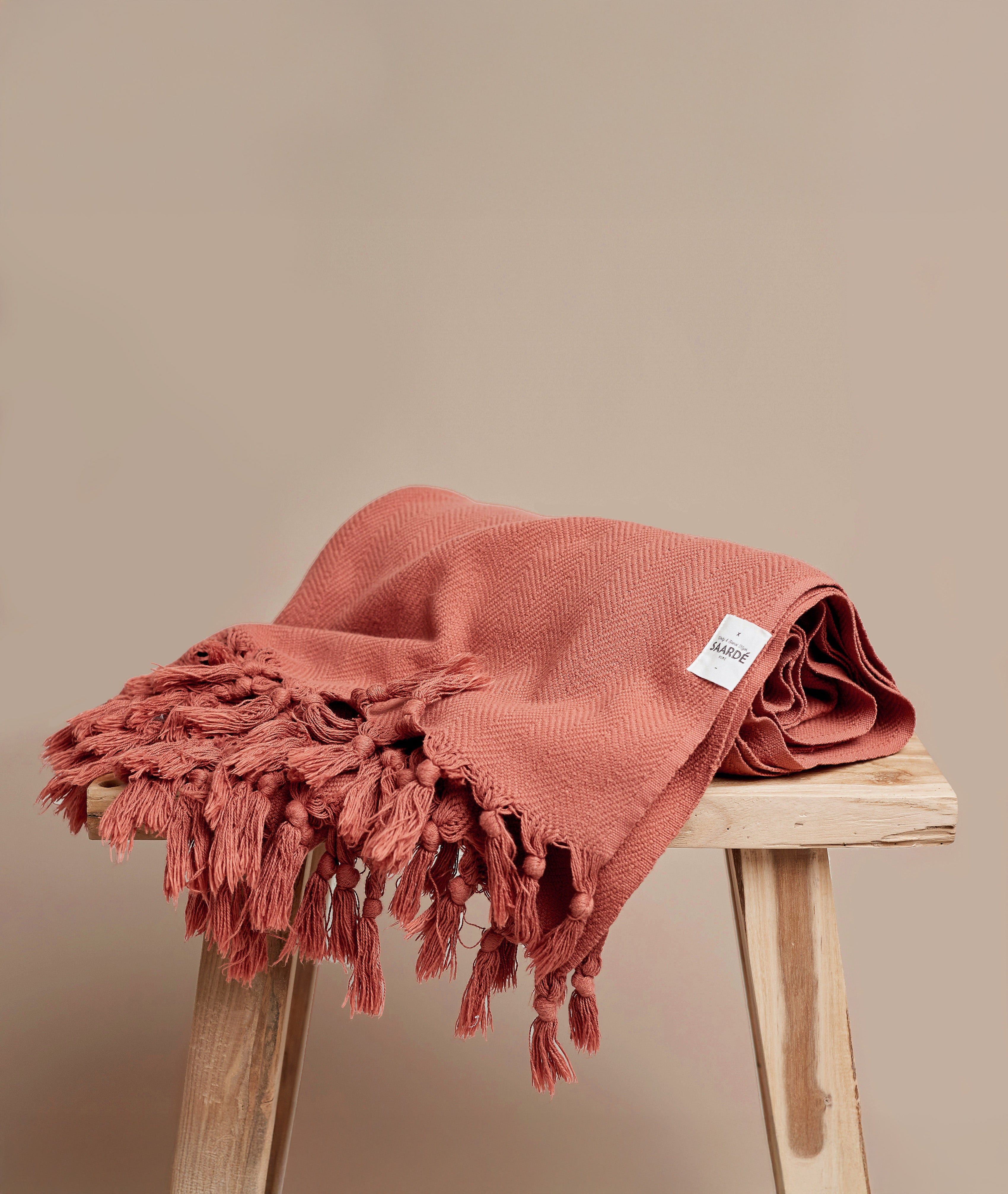 Vintage Wash Cotton Blanket - Soft & Breathable Rosewood Throw Blanket for Bed, Couch, Sofa - Cozy Home Decor & Perfect Gift for All Seasons