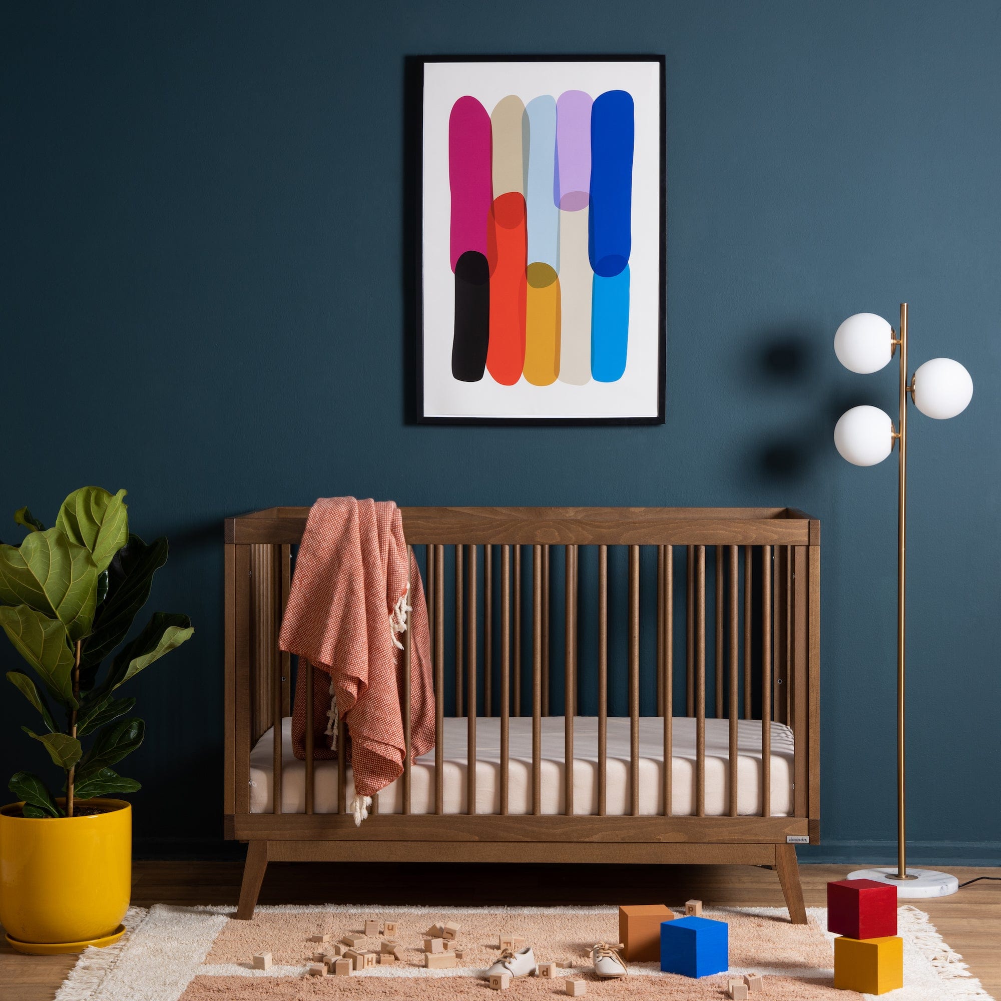 Soho 3-in-1 Convertible Baby Crib - Toddler Bed & Daybed - Nursery Furniture for Boys & Girls - Perfect for Small Spaces & Modern Nurseries